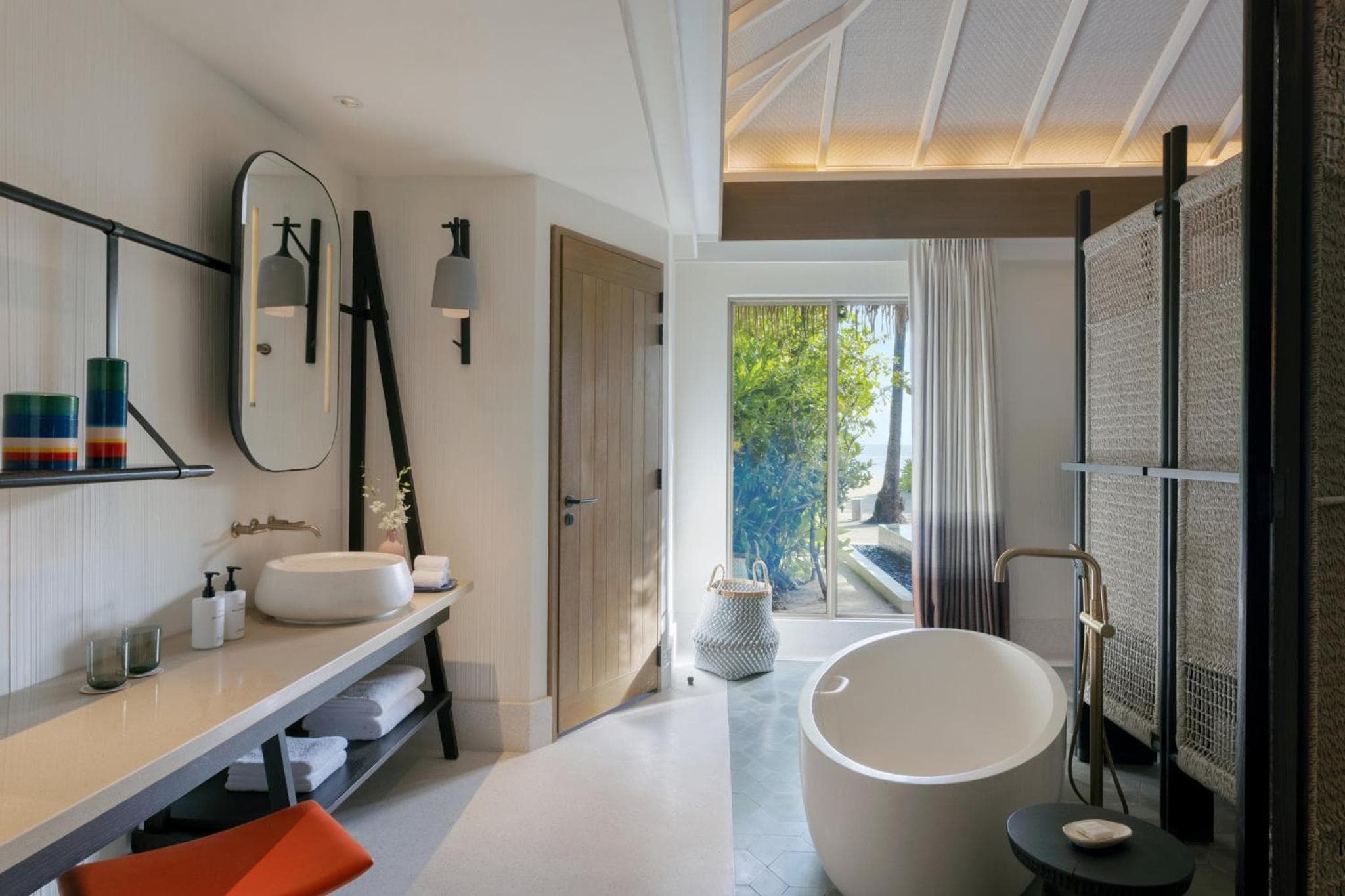 Intercontinental Maldives Maamunagau Resort with Club benefits by IHG - View 260