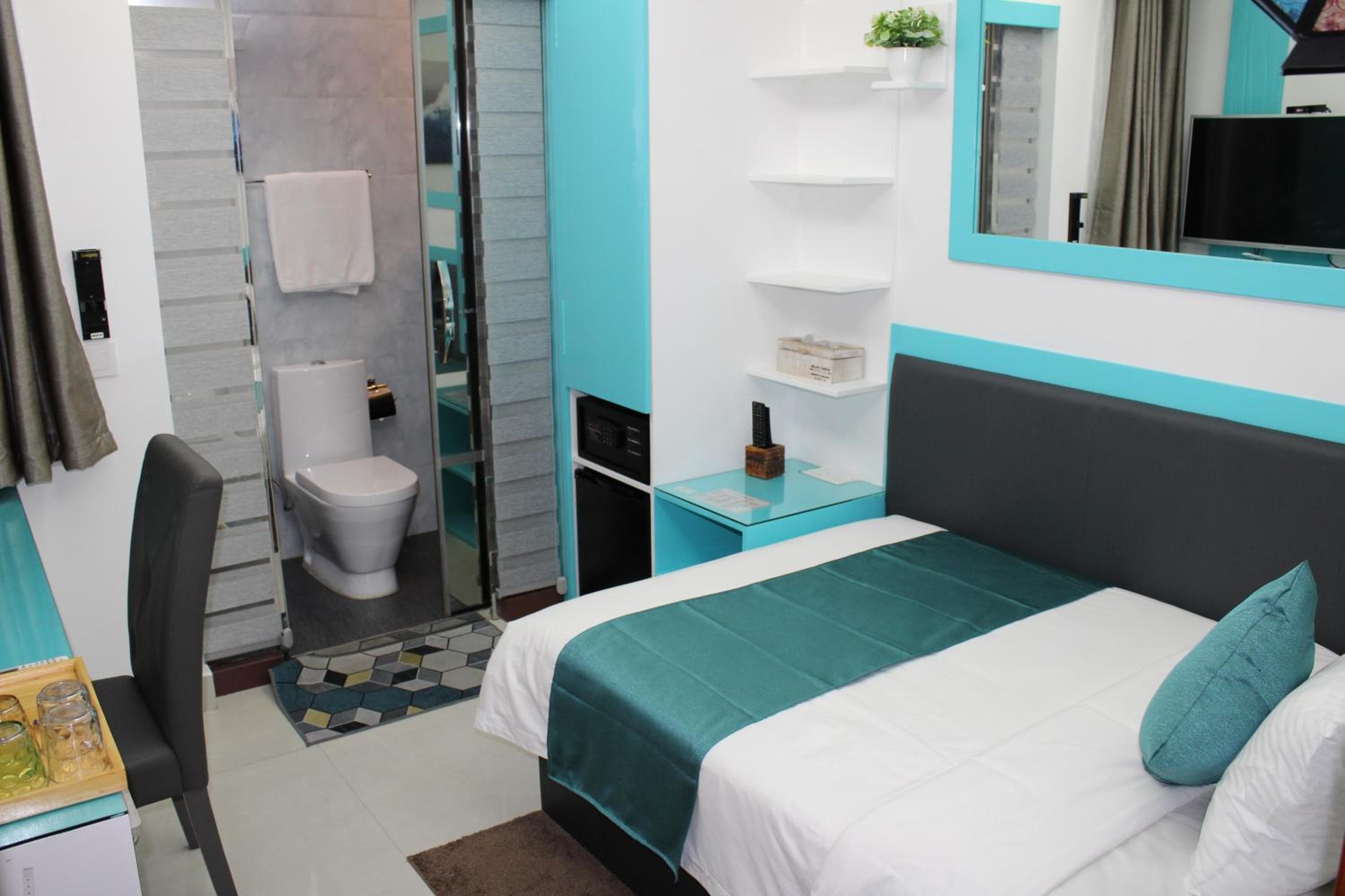 The Hive Beach - View 40