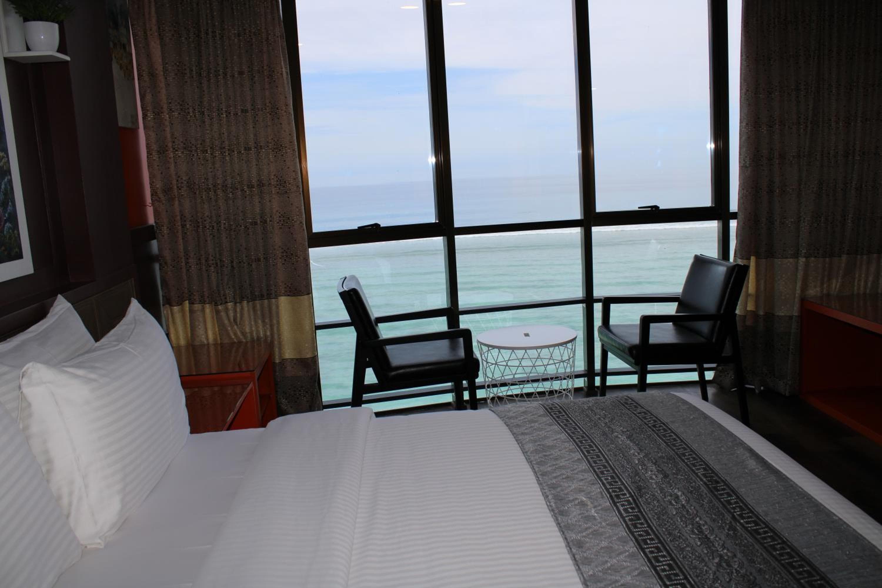 The Hive Beach - View 45