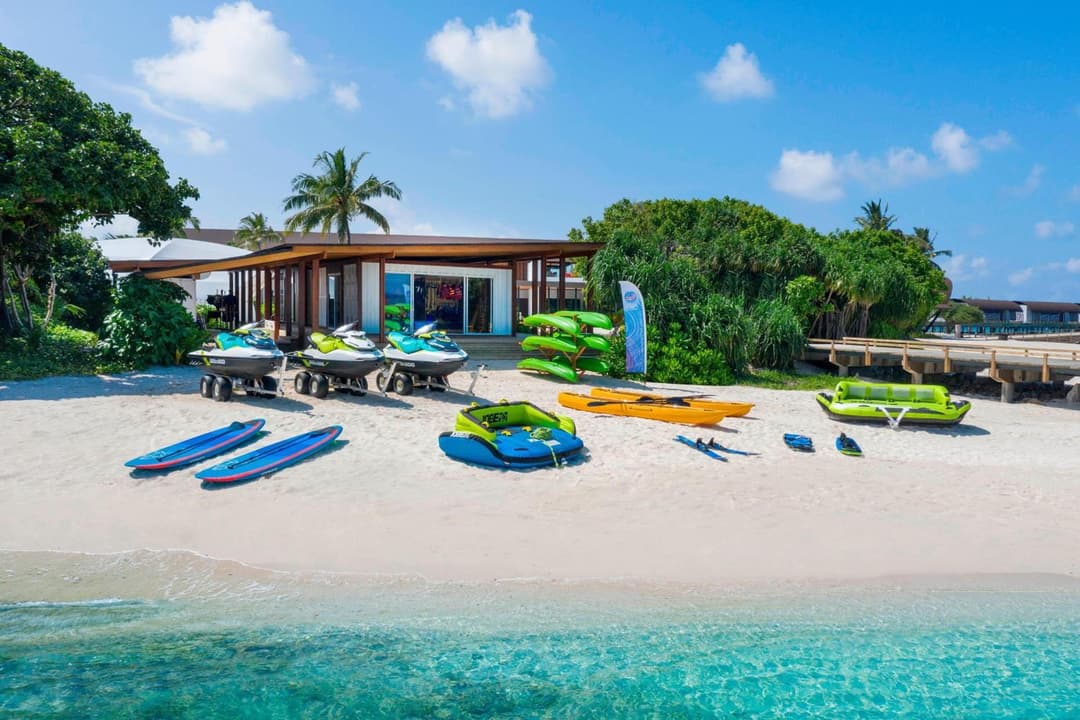 The Westin Maldives Miriandhoo Resort - View 11