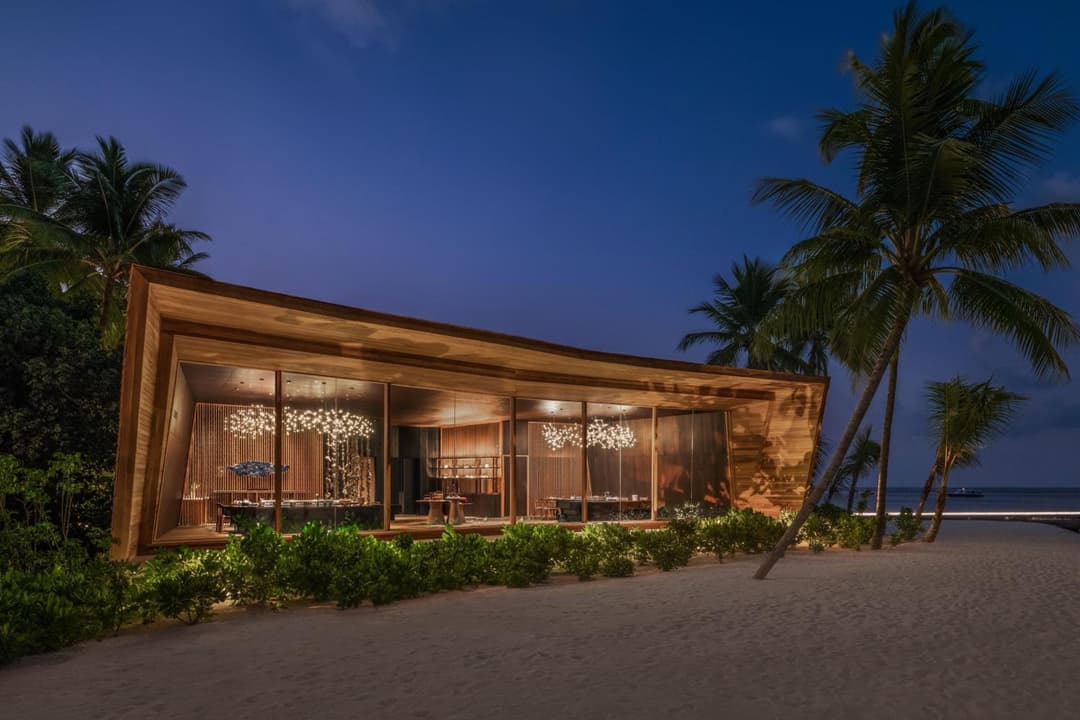 The St. Regis Maldives Vommuli Resort - View 11