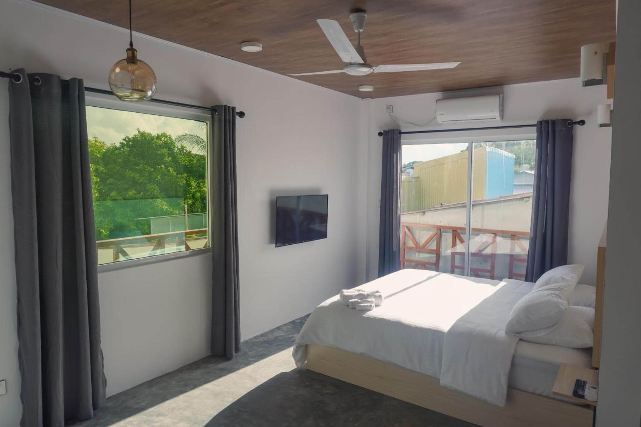 The Zen Den - View 33