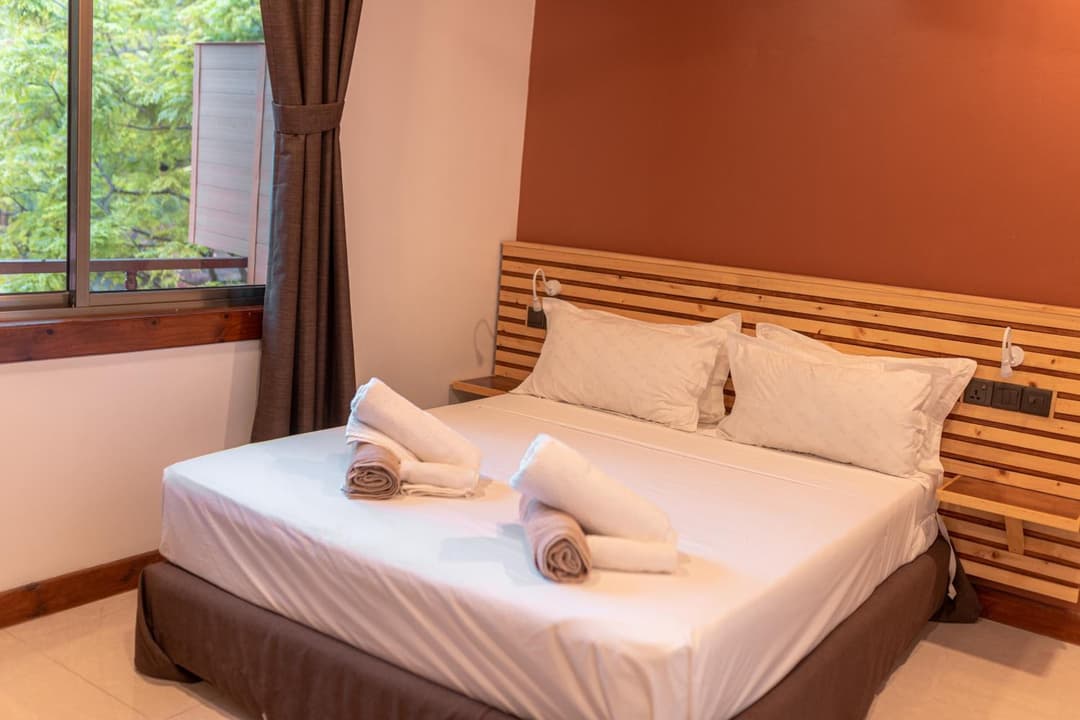 Captal Island Villa - View 10