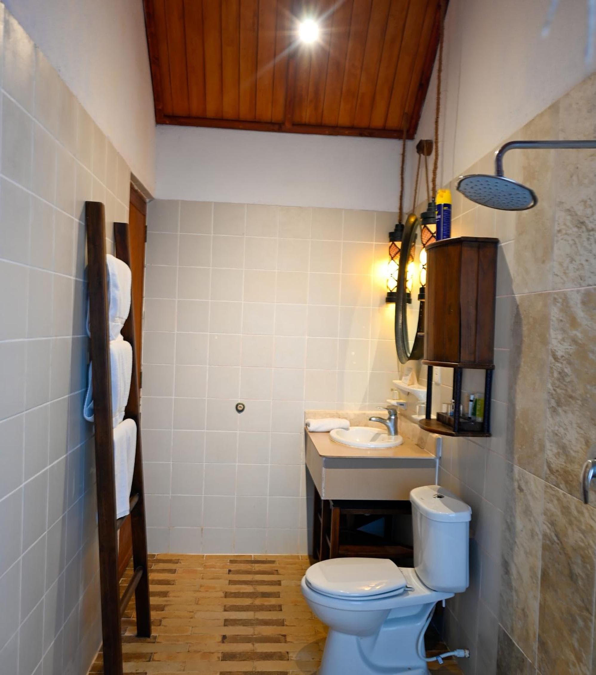 Makunudu Island- An Intimate Hideaway - View 32