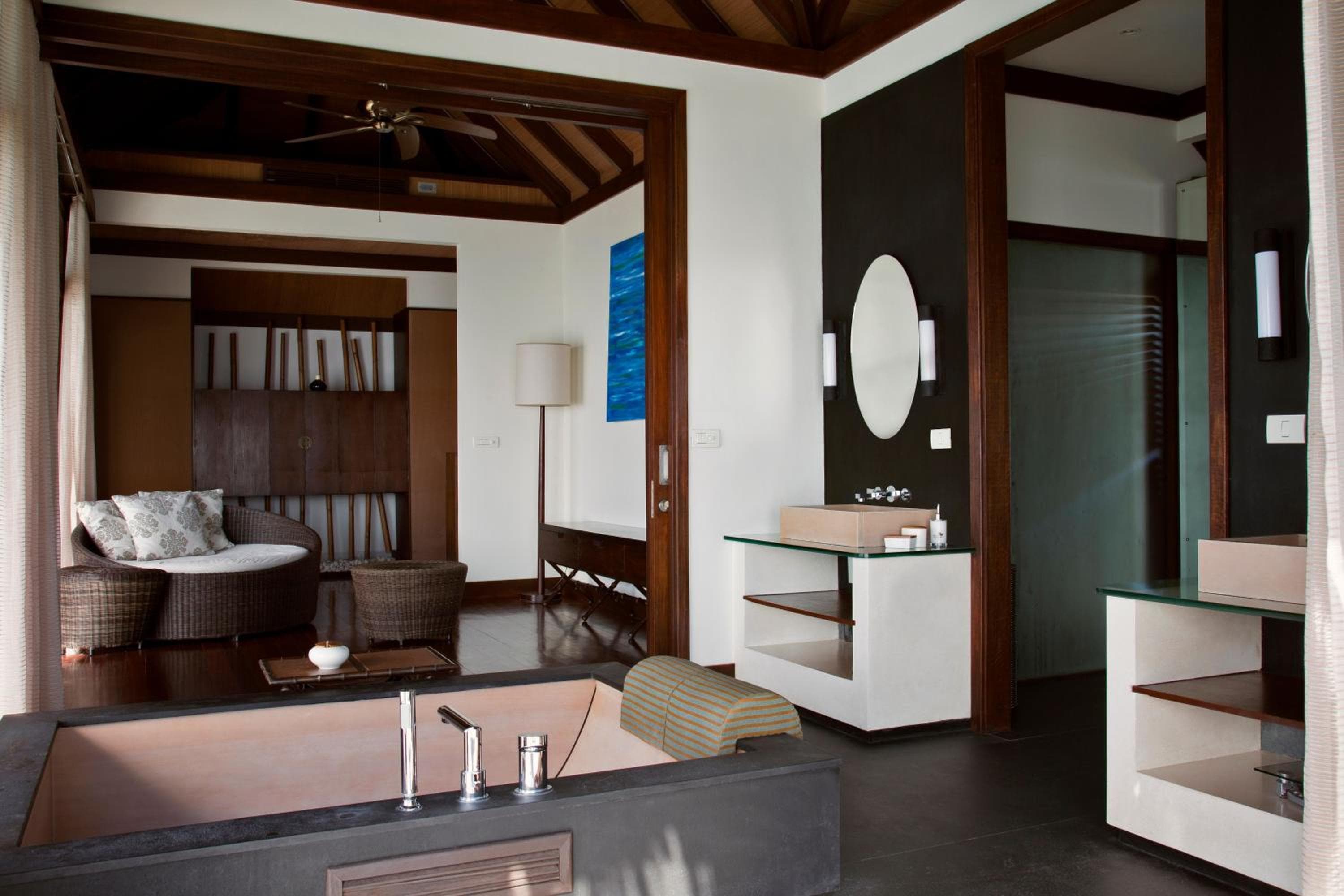 Coco Bodu Hithi - 50 percent off shared roundtrip Speedboat for stays from 1 Sep to 23 Dec 2025 - View 69