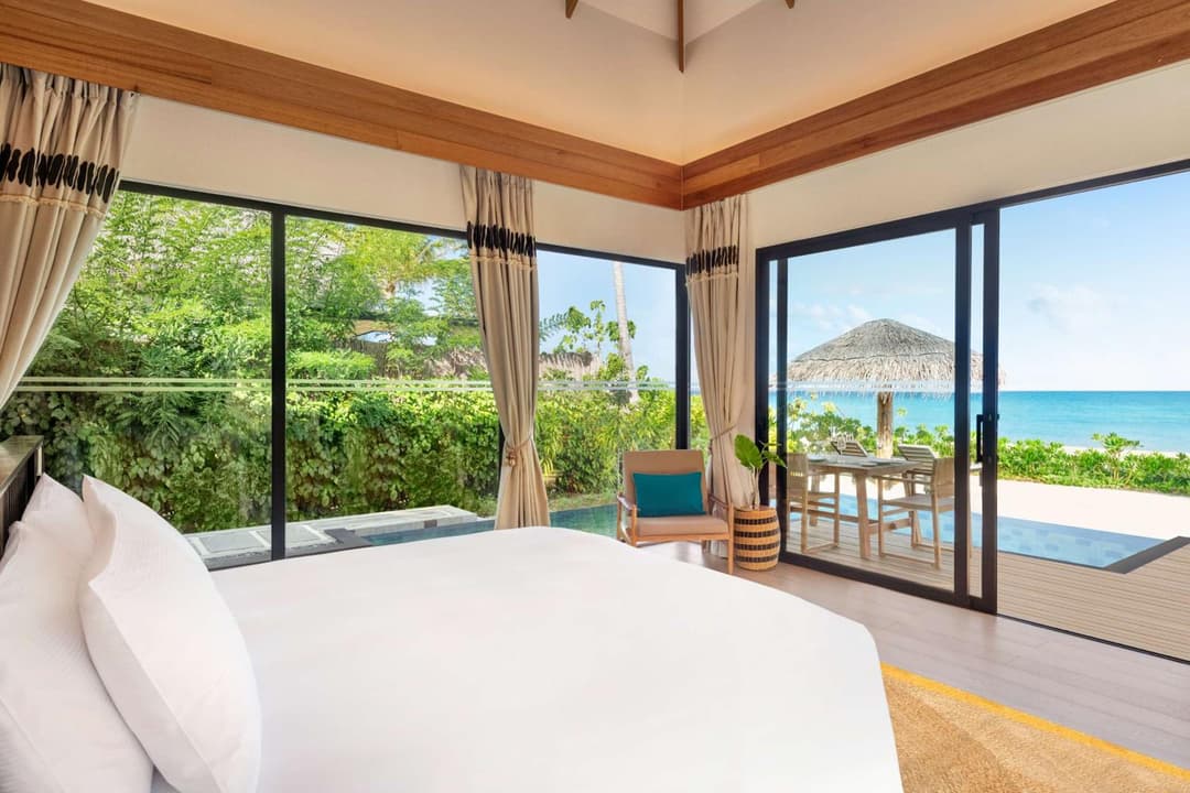 Hilton Maldives Amingiri Resort & Spa - View 11