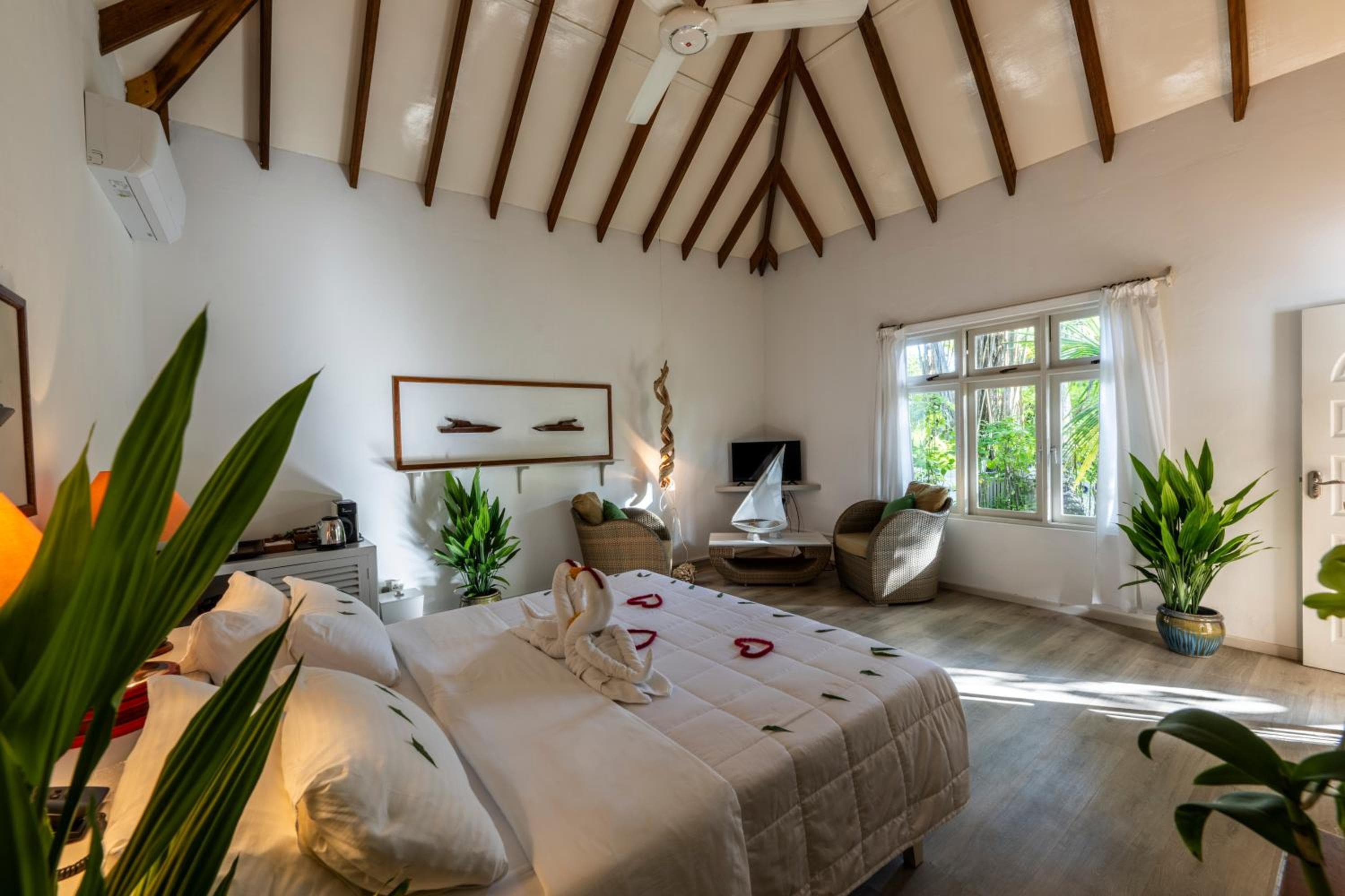 Nika Island Resort & Spa, Maldives - View 58