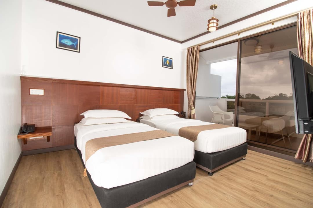 Rashu Hiyaa Hotel - View 47