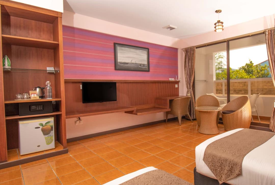 Rashu Hiyaa Hotel - View 70