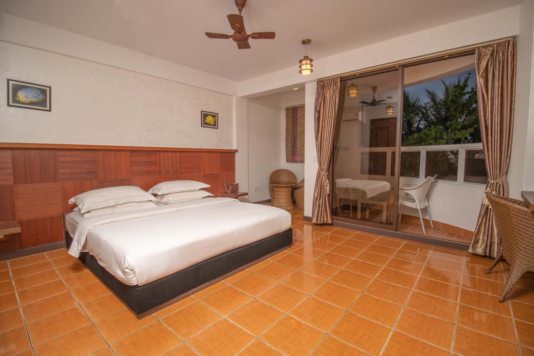 Rashu Hiyaa Hotel - View 34