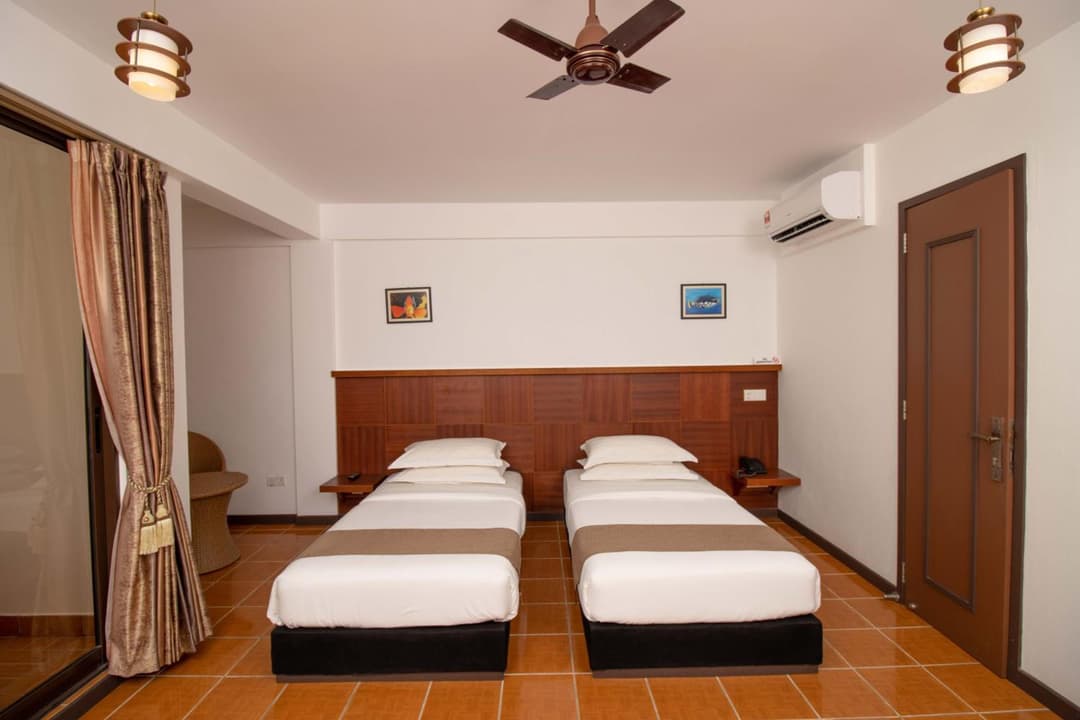 Rashu Hiyaa Hotel - View 38