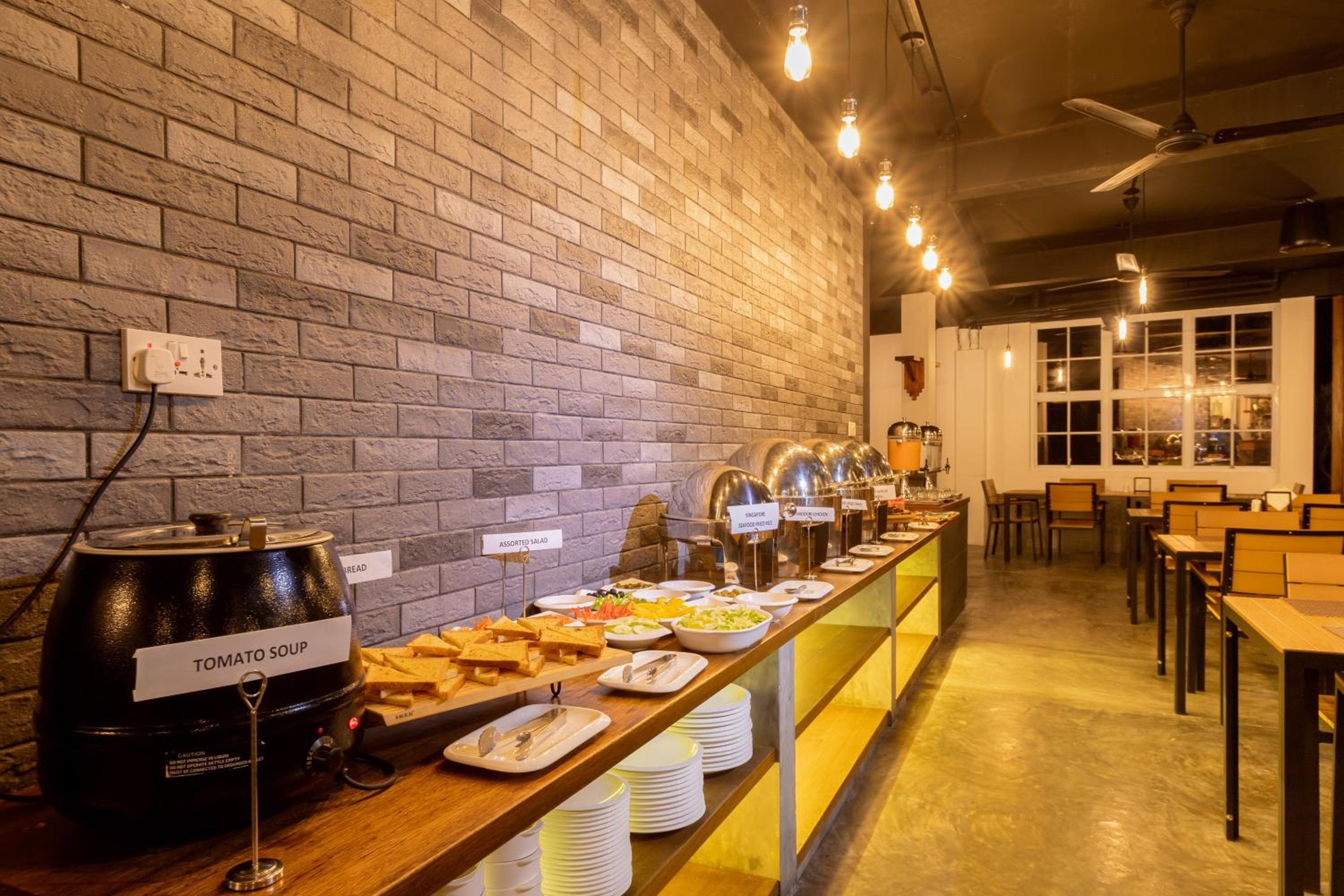 Rashu Hiyaa - View 75