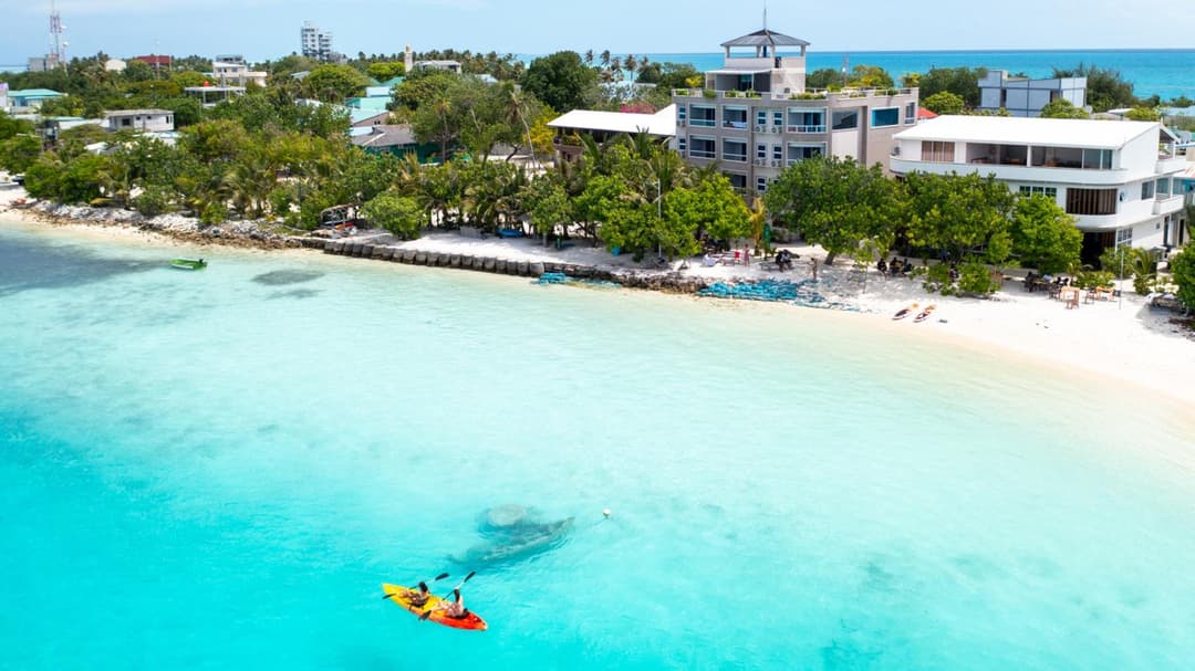 Rashu Hiyaa Hotel - View 42