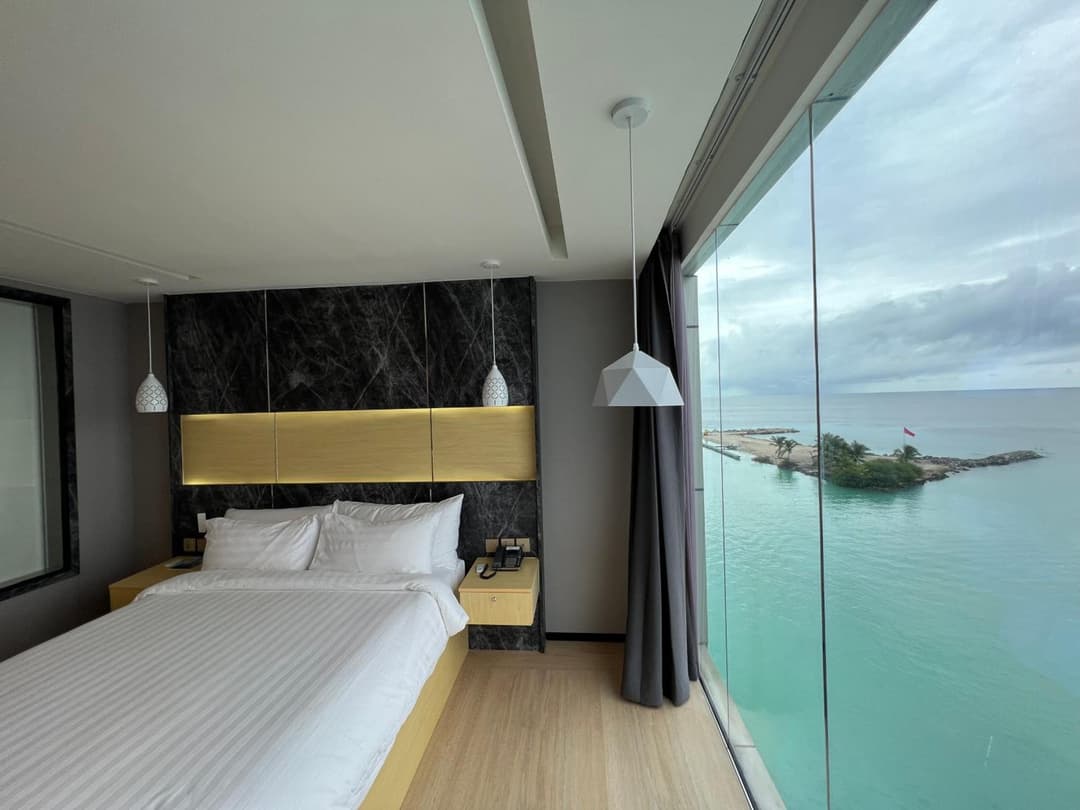 Swarn by Hawks Hotels Kamadhoo Baa Atoll - View 16