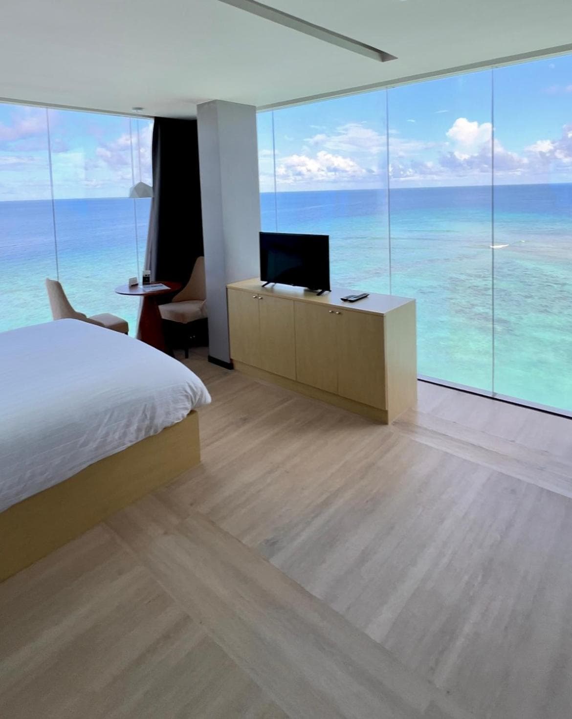 Swarn by Hawks Hotels Kamadhoo Baa Atoll - View 1