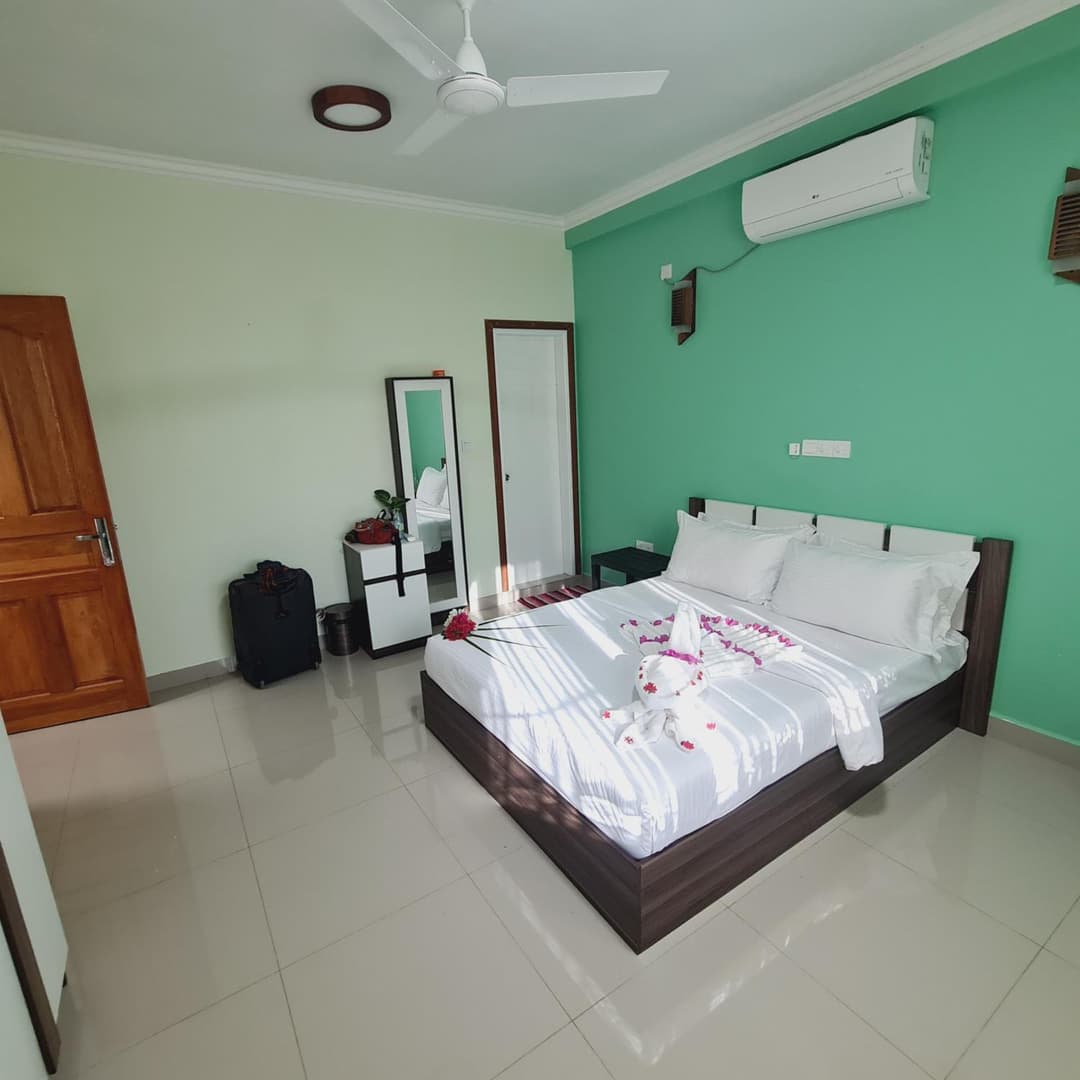 Aanirustayinn - View 2