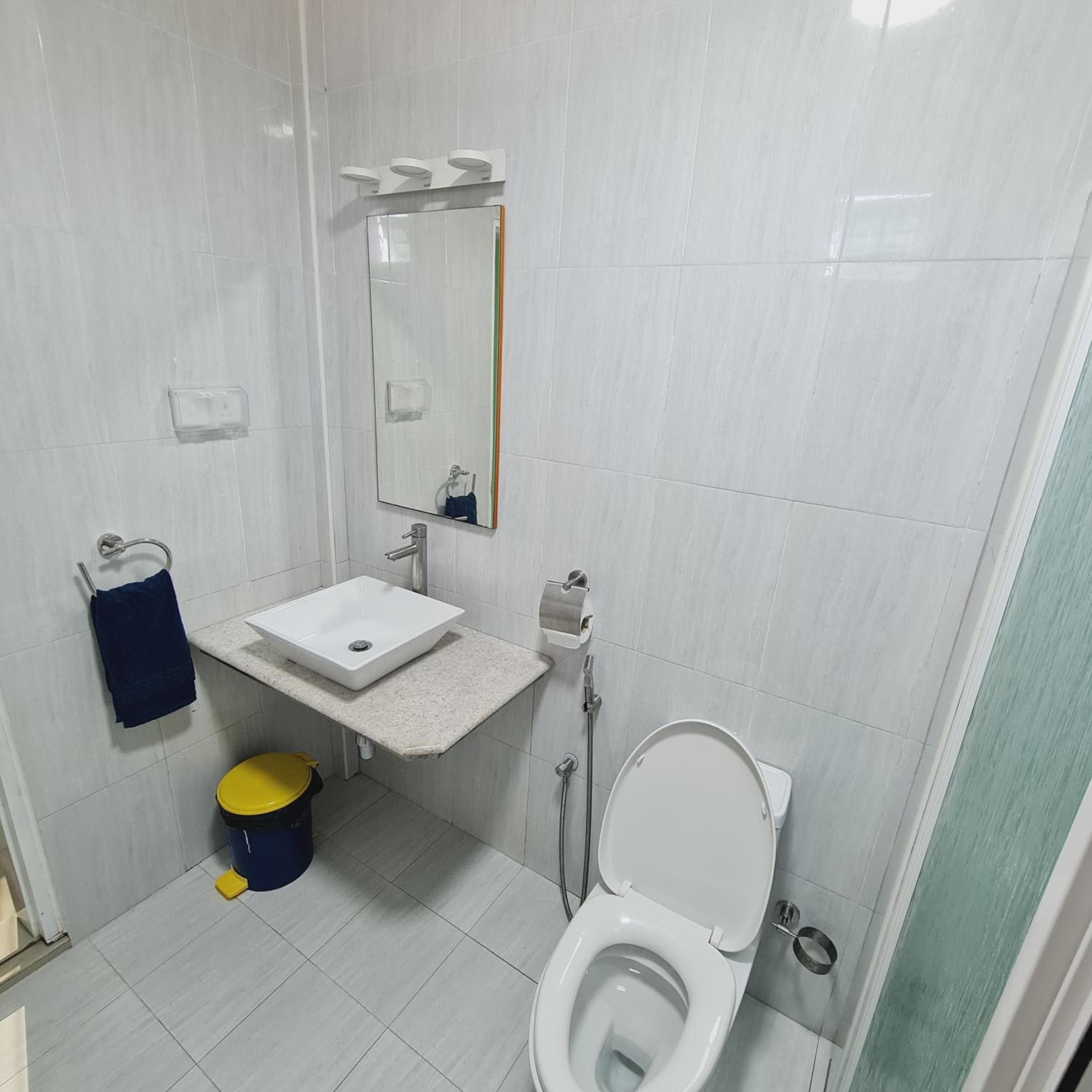 Aanirustayinn - View 12