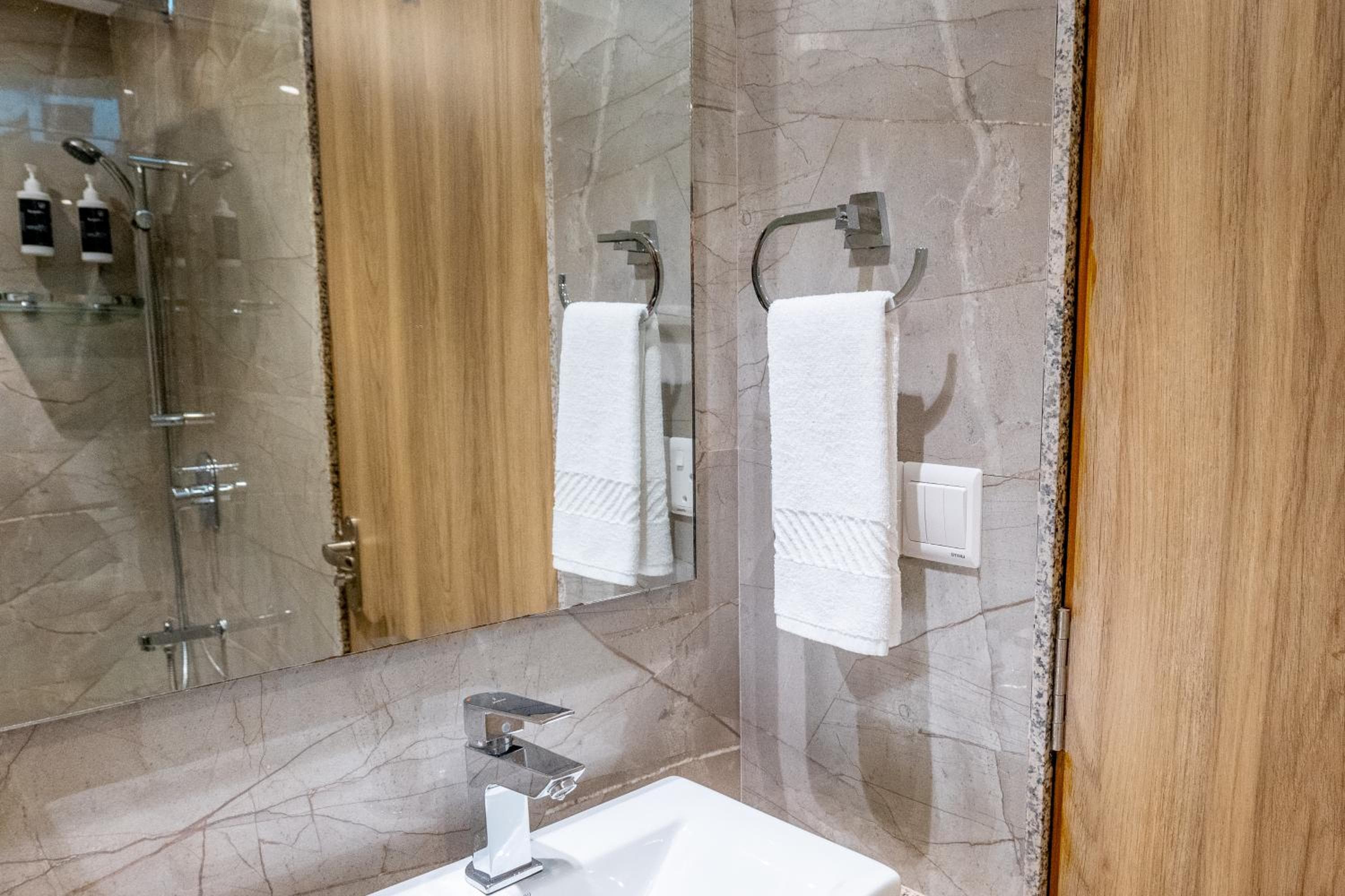 Hotel Flora - View 32