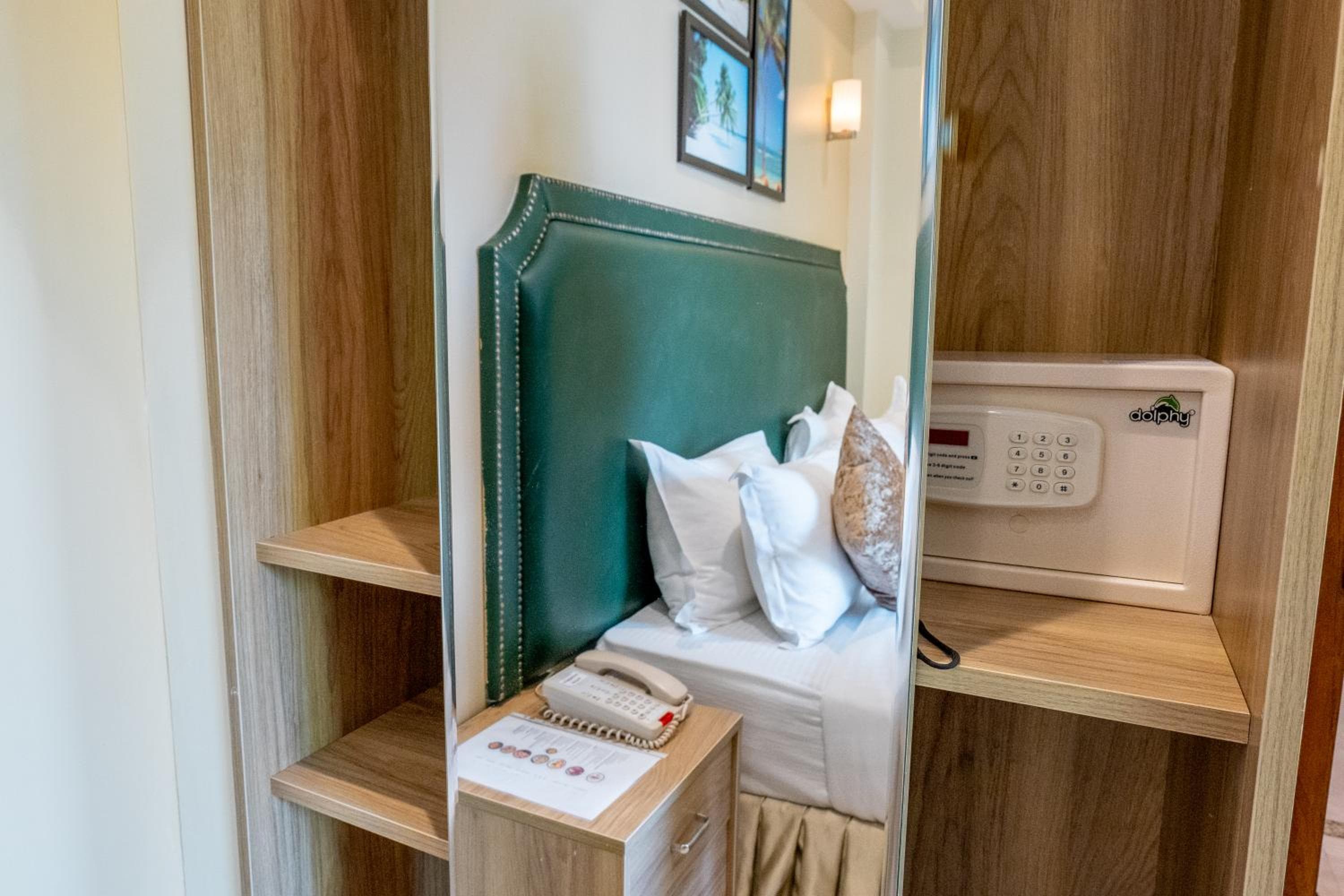 Hotel Flora - View 34