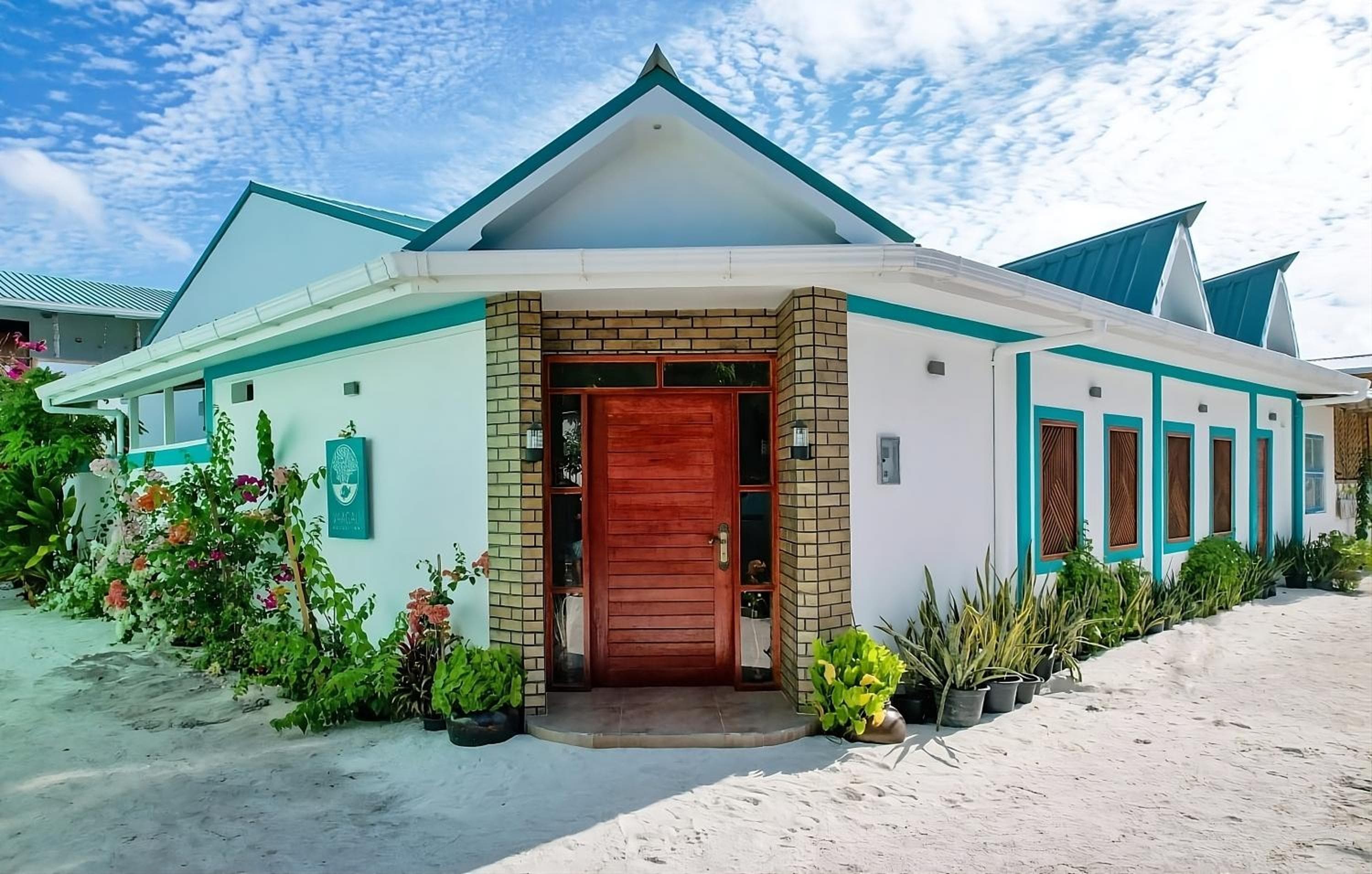 Vaagali Inn - View 1