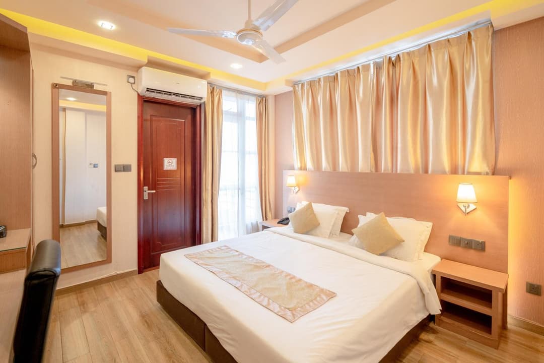 Three Inn - View 21