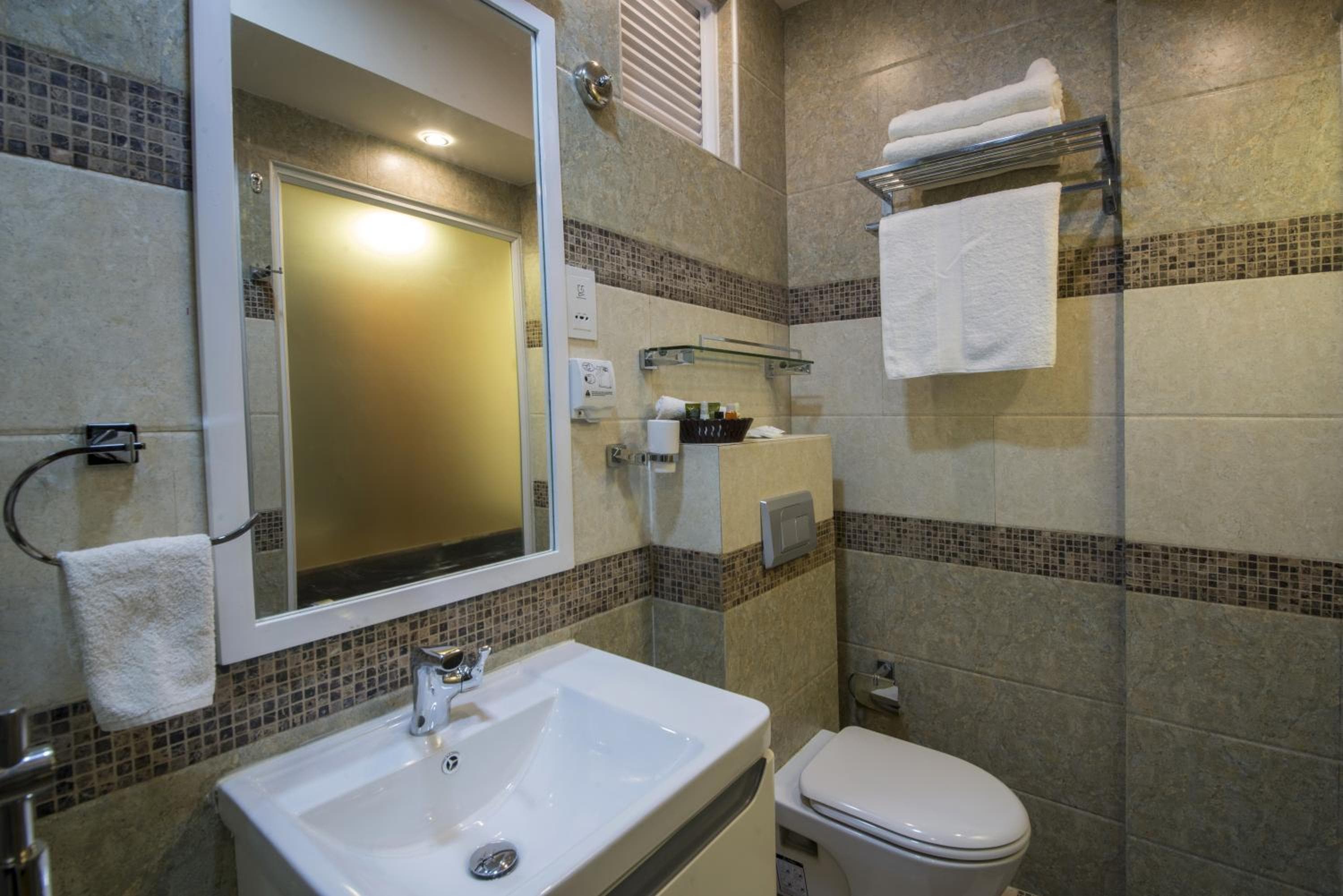 Vista Beach Retreat - View 11