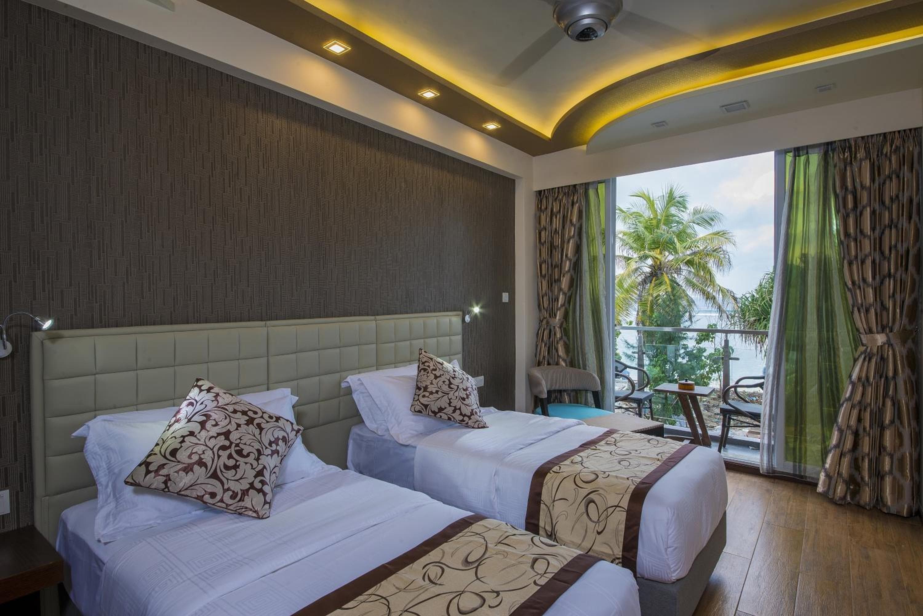 Vista Beach Retreat - View 10