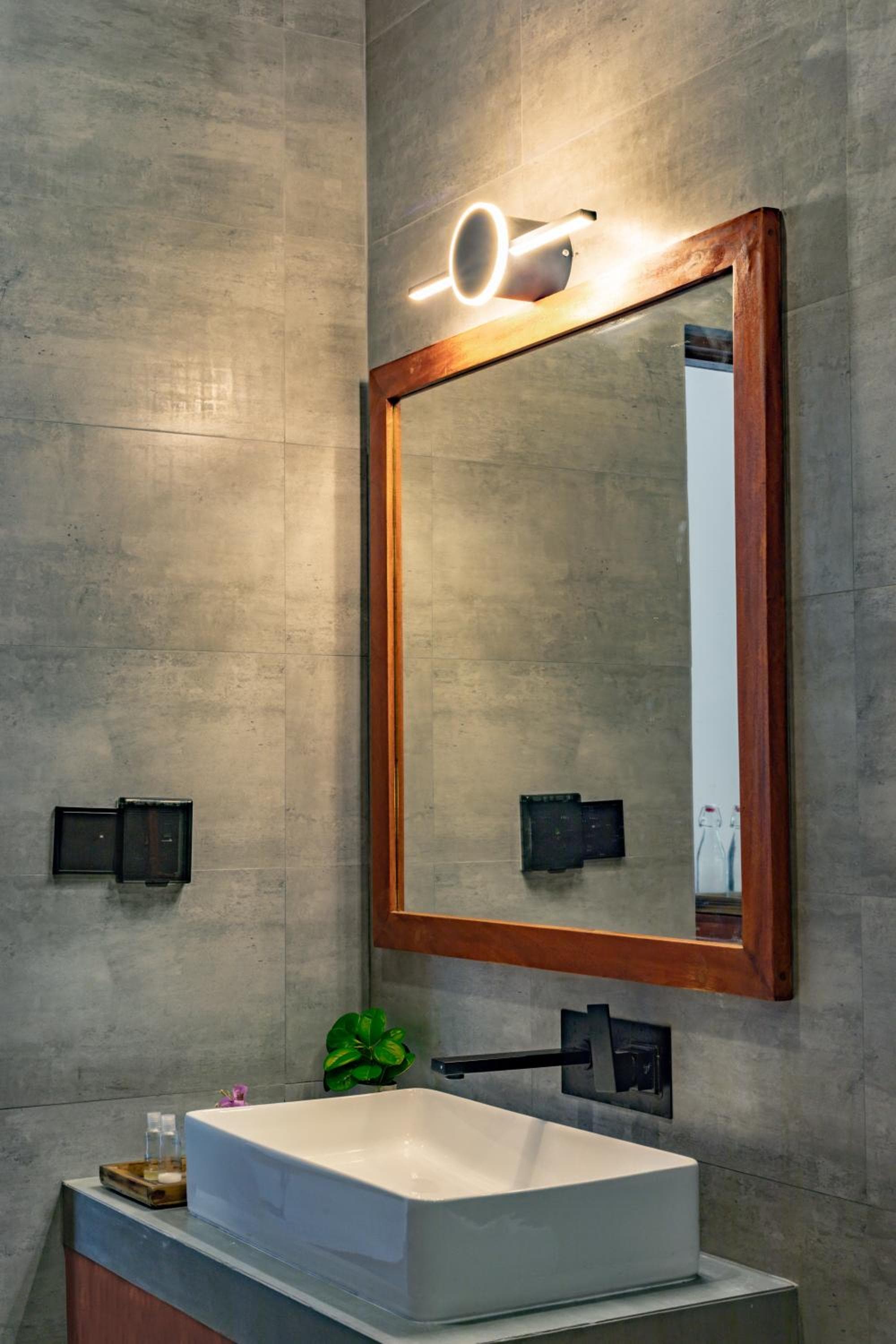 Sunny Breeze View - View 3