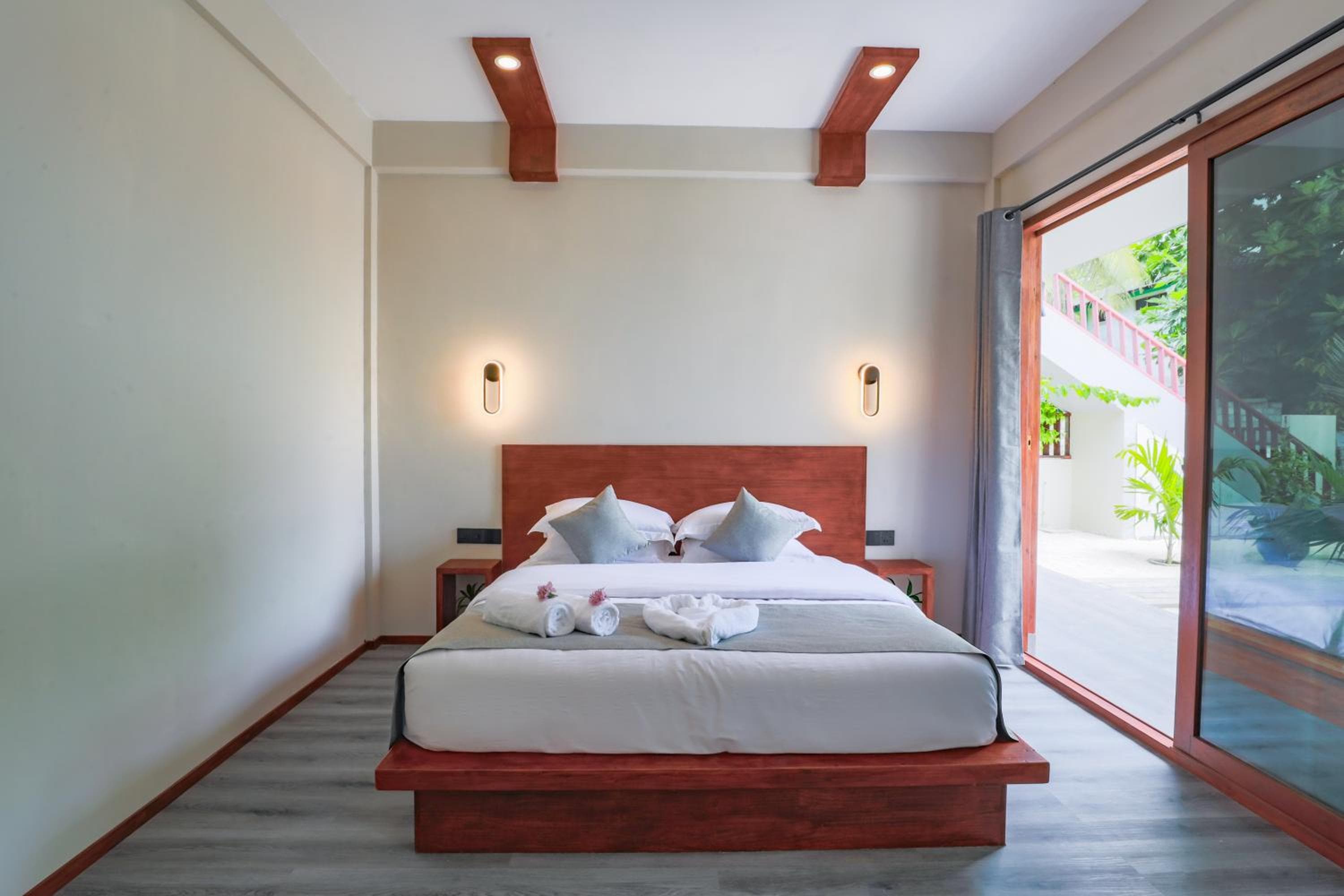 Sunny Breeze View - View 6