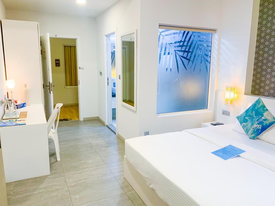 Velana Beach Hotel Maldives - View 4