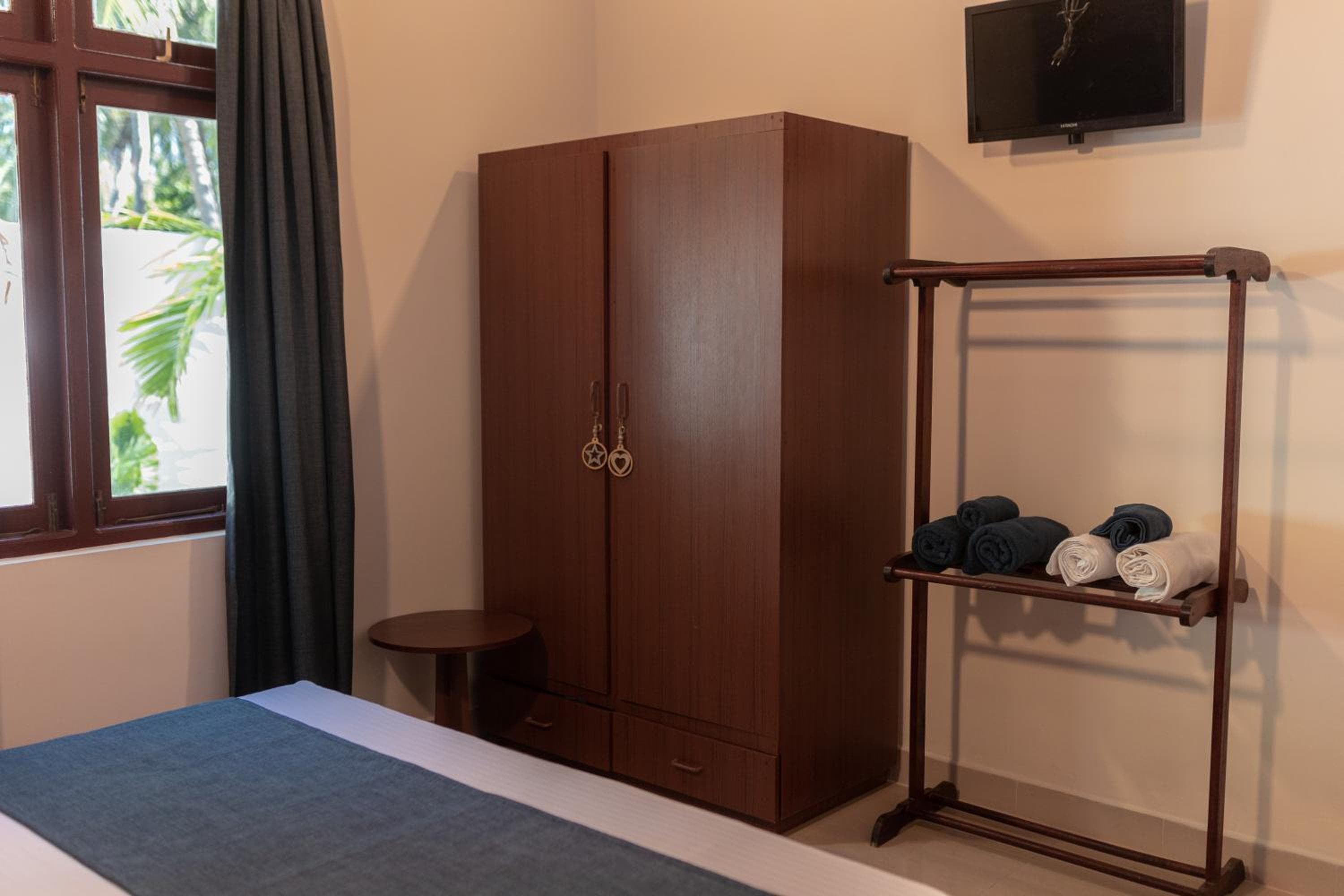 Captal Beach Villa - View 3