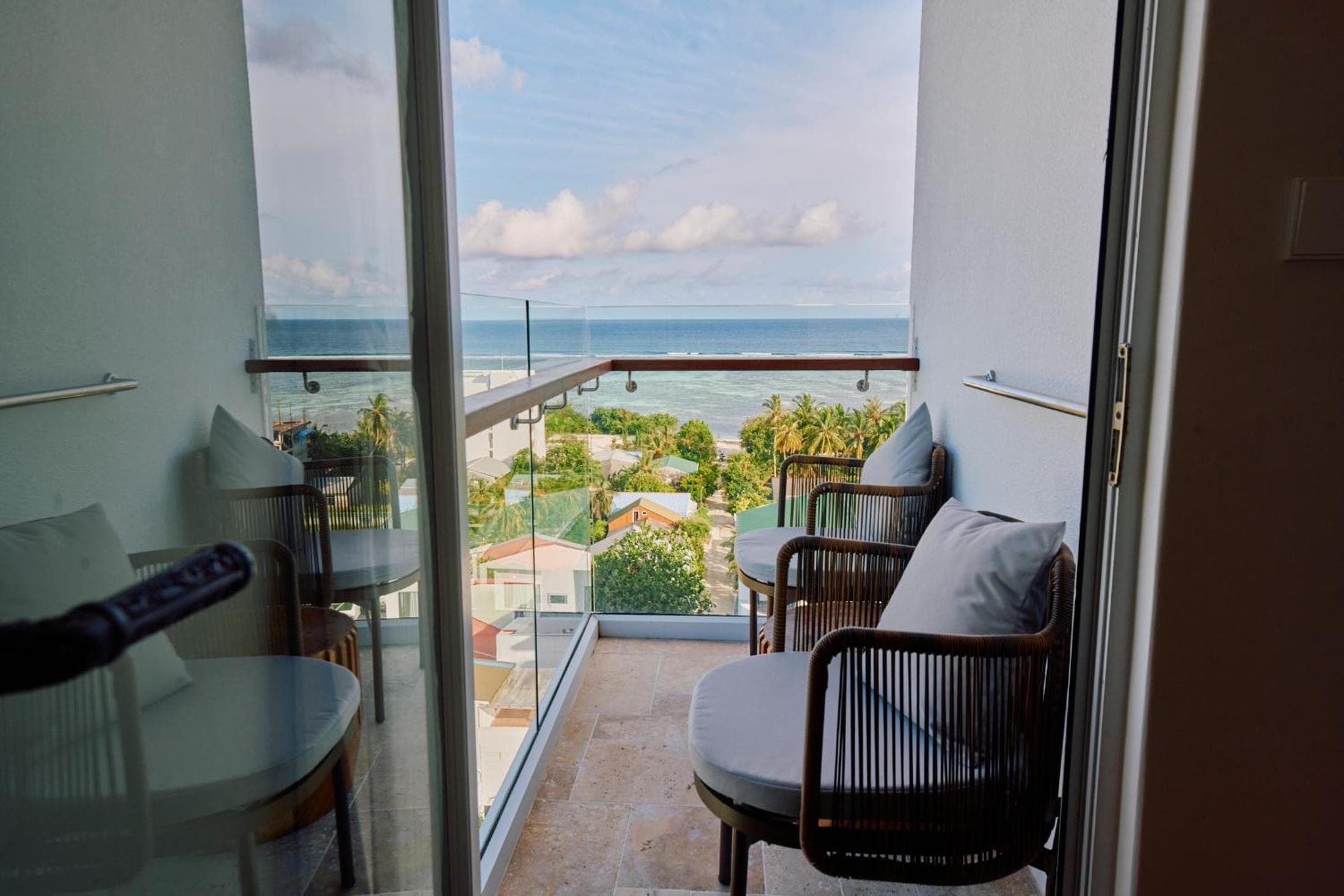 Stone Hotels Dhiffushi - View 23