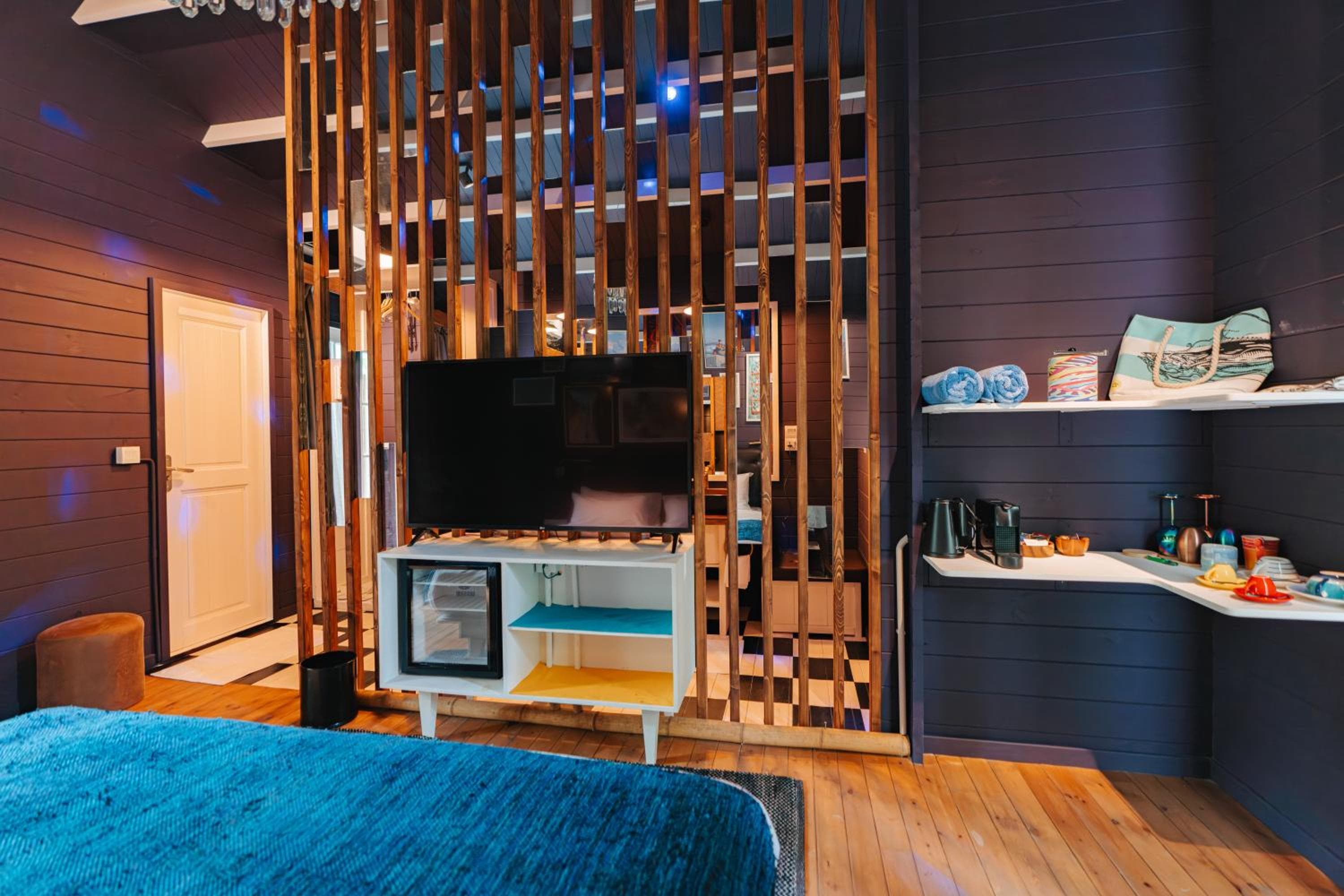 Oaga Art Resort Maldives - Greatest All Inclusive Plan with Free Speedboat Round-trip - View 46