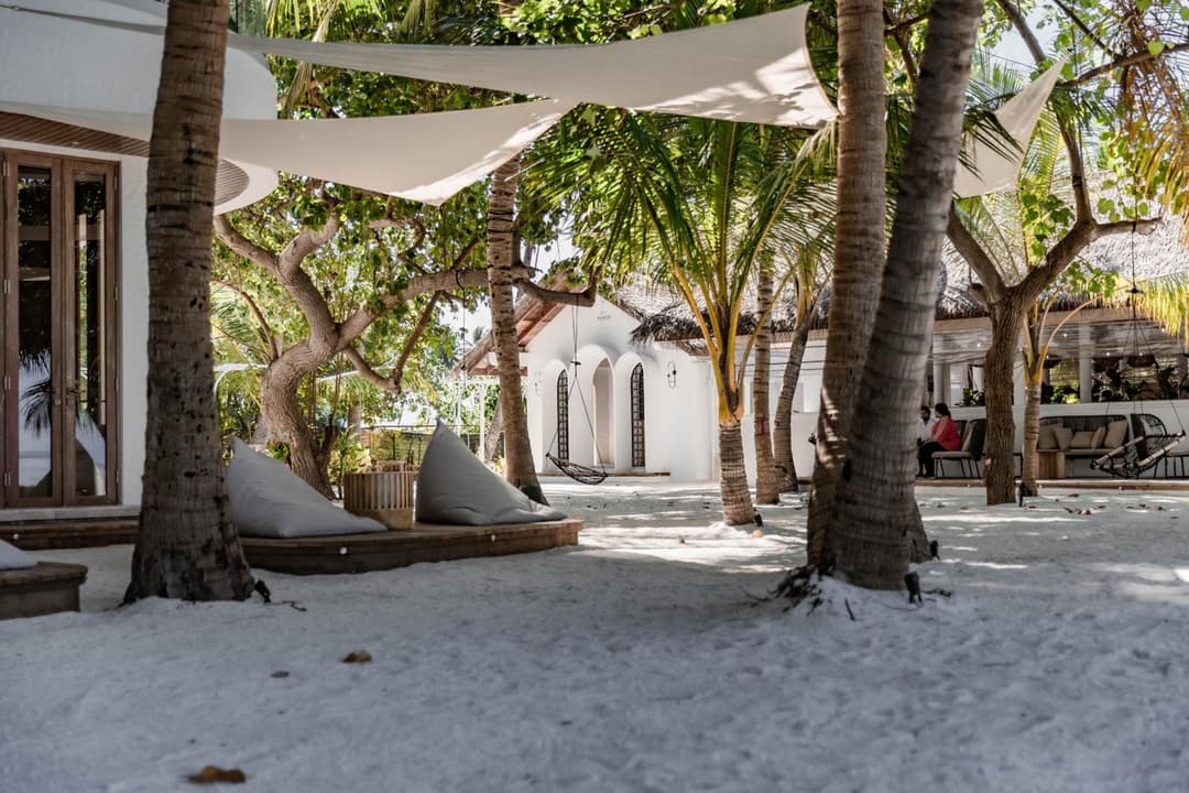 Stone Hotels Dhiffushi - View 142