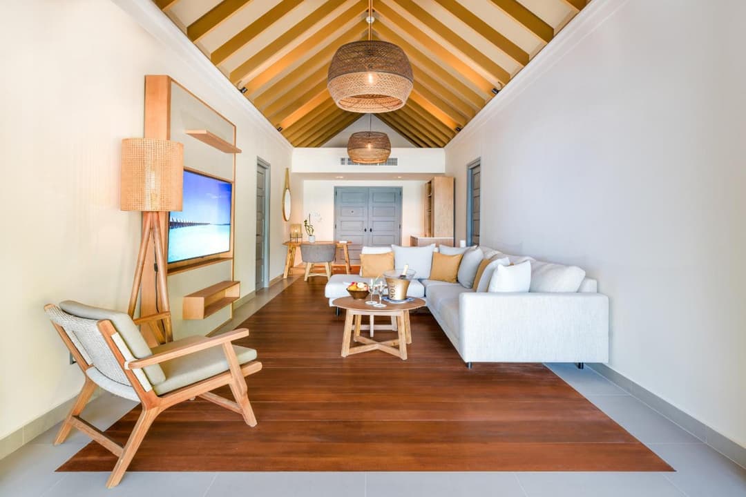 Vakkaru Maldives - Luxury Private Island Resort - View 16