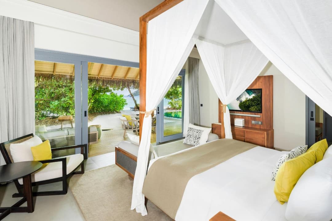 Vakkaru Maldives - Luxury Private Island Resort - View 21
