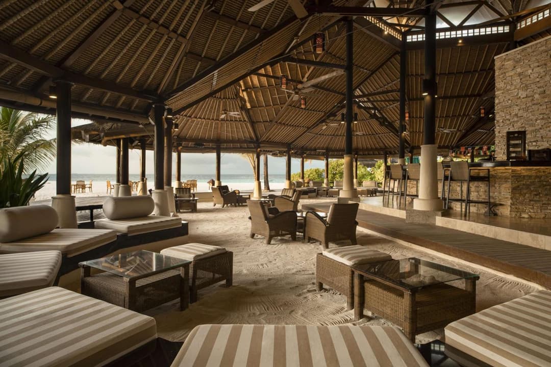 Banyan Tree Vabbinfaru - View 6