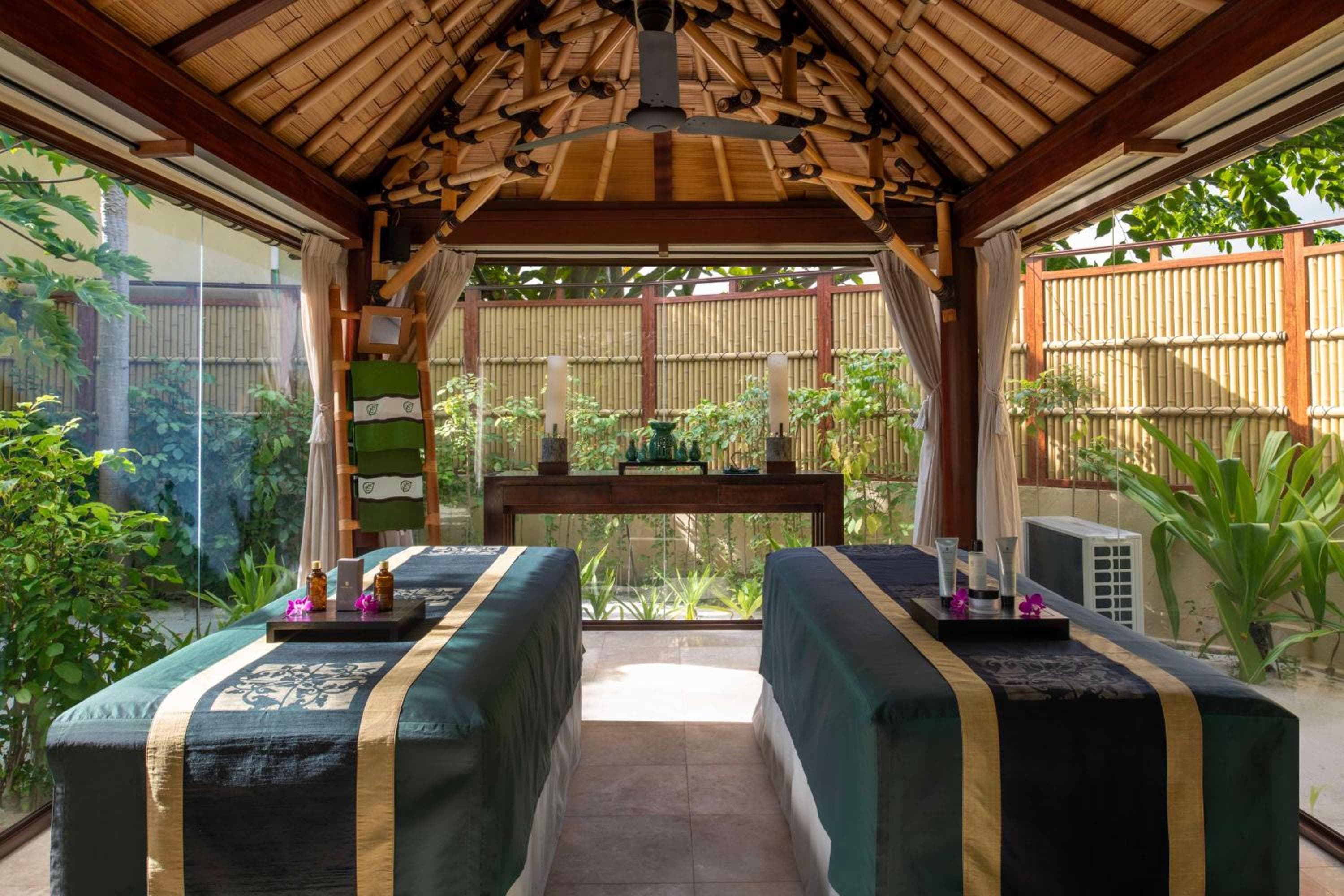 Banyan Tree Vabbinfaru - View 16