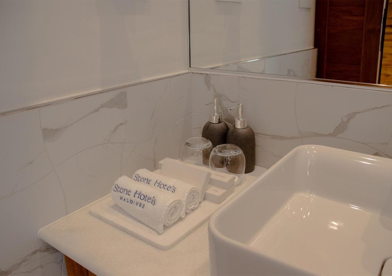 Stone Hotels Dhiffushi - View 51