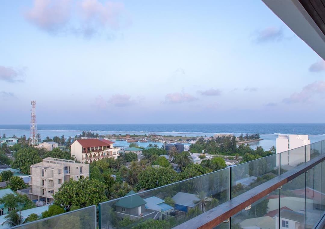 Stone Hotels Dhiffushi - View 14