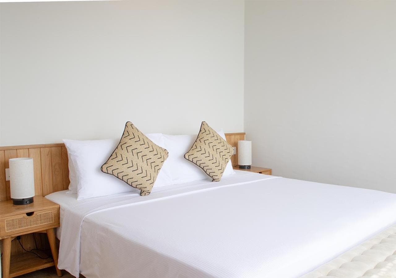 Stone Hotels Dhiffushi - View 80