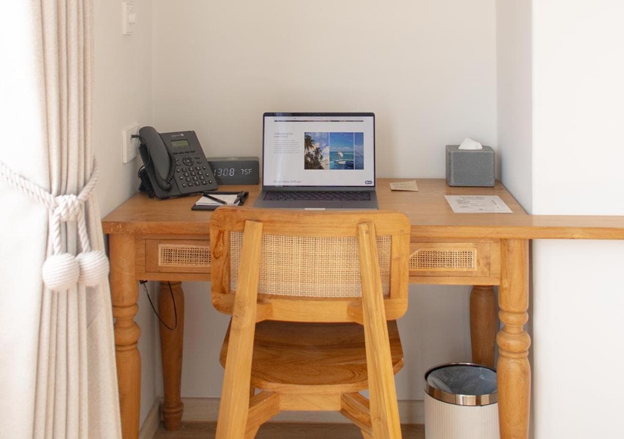 Stone Hotels Dhiffushi - View 121