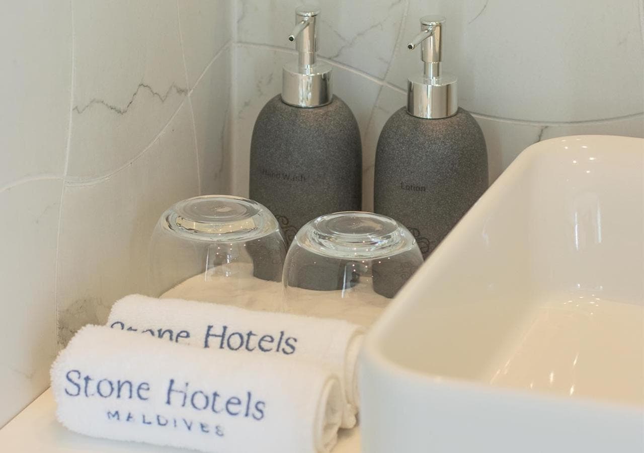 Stone Hotels Dhiffushi - View 93