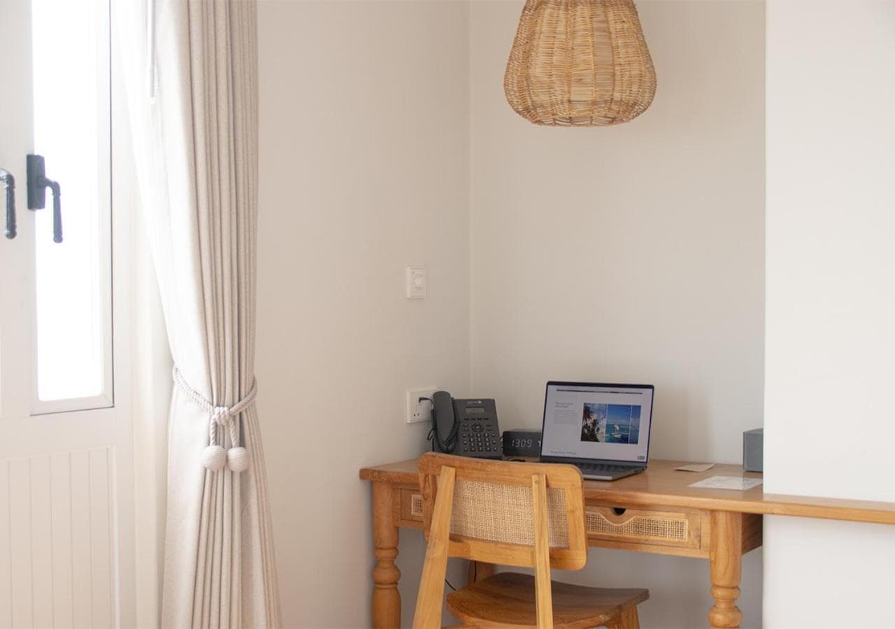 Stone Hotels Dhiffushi - View 132