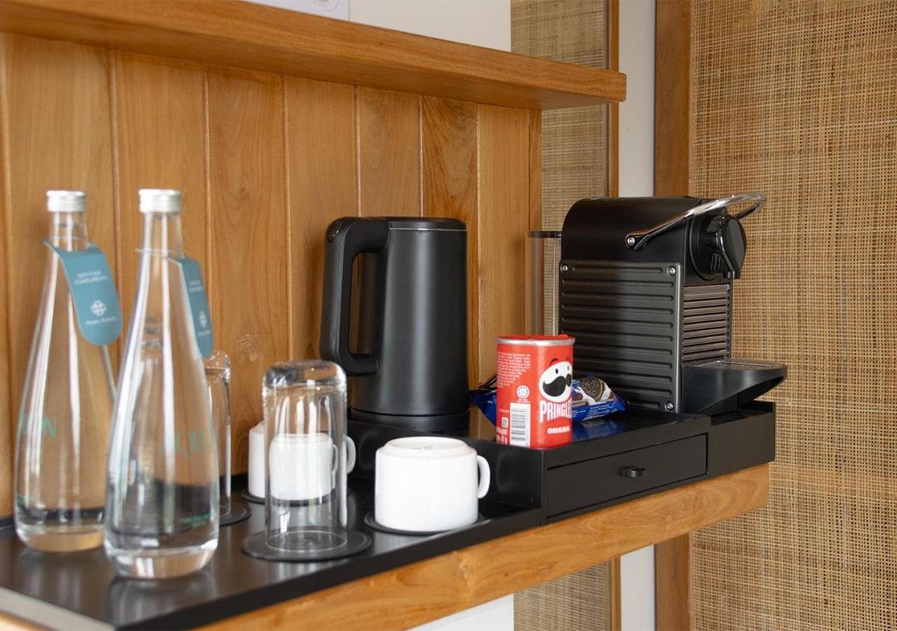 Stone Hotels Dhiffushi - View 102