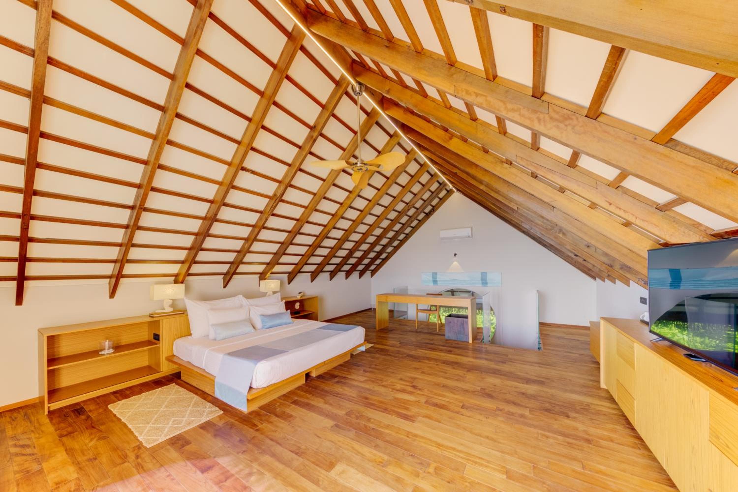 Cinnamon Velifushi Maldives - Free One-Way Speedboat and 02 Kids Under 12 Stay & Dine Free - View 3