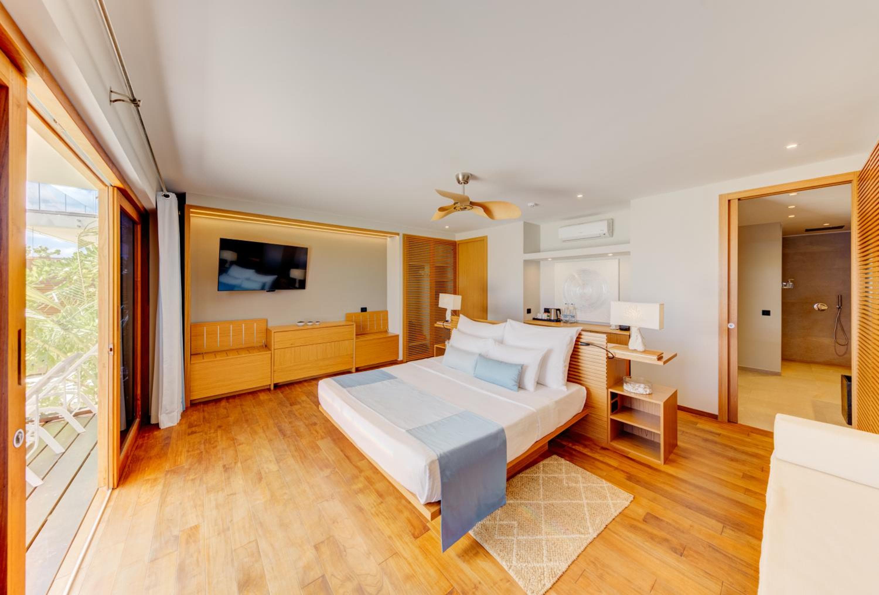 Cinnamon Velifushi Maldives - Free One-Way Speedboat and 02 Kids Under 12 Stay & Dine Free - View 8