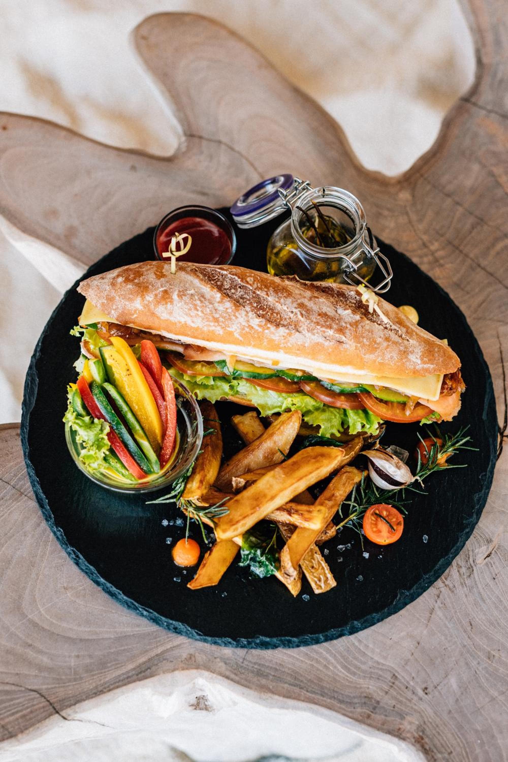 Cinnamon Velifushi Maldives - Free One-Way Speedboat and 02 Kids Under 12 Stay & Dine Free - View 48