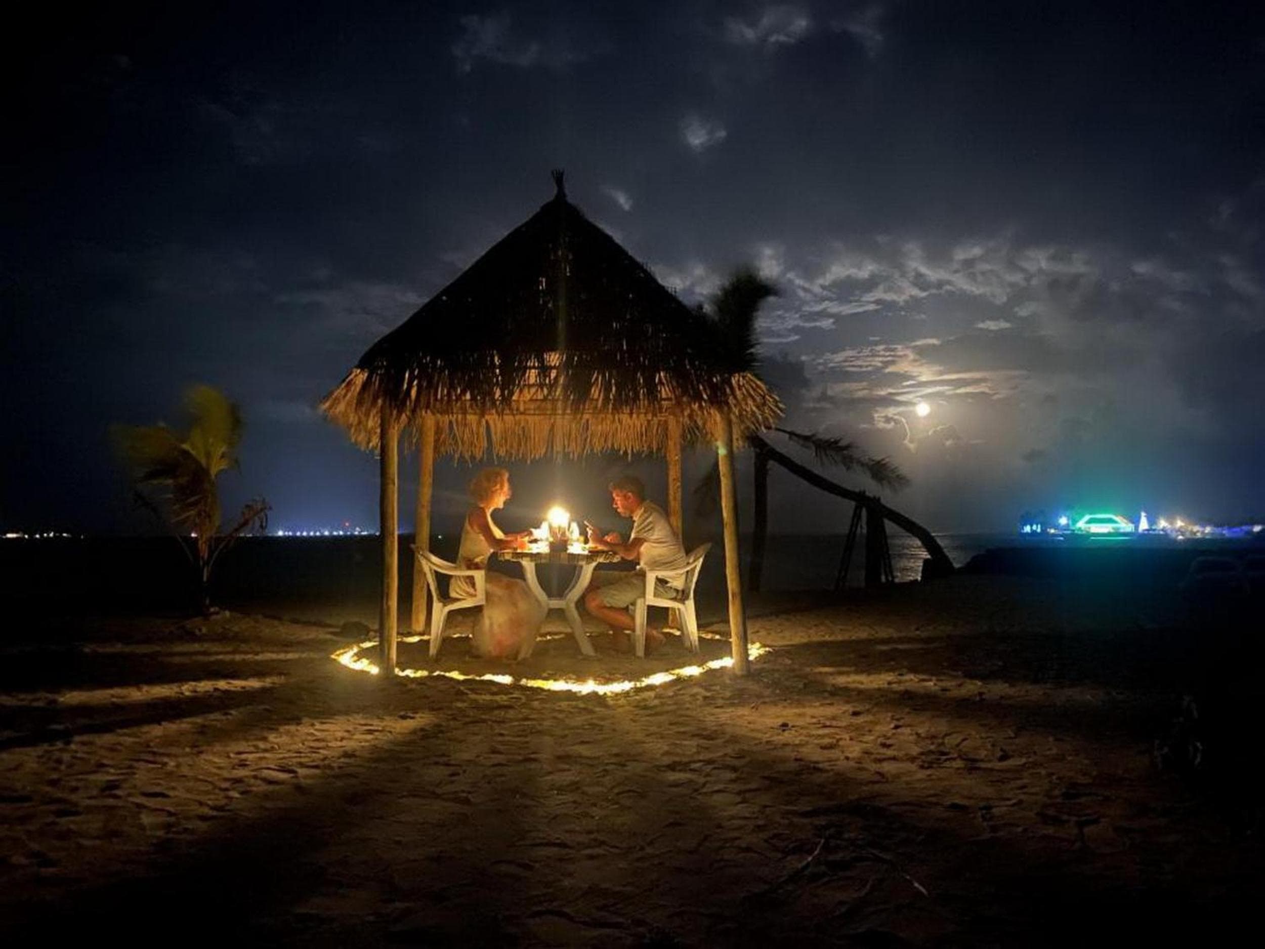 Adroit Beach Inn - View 261