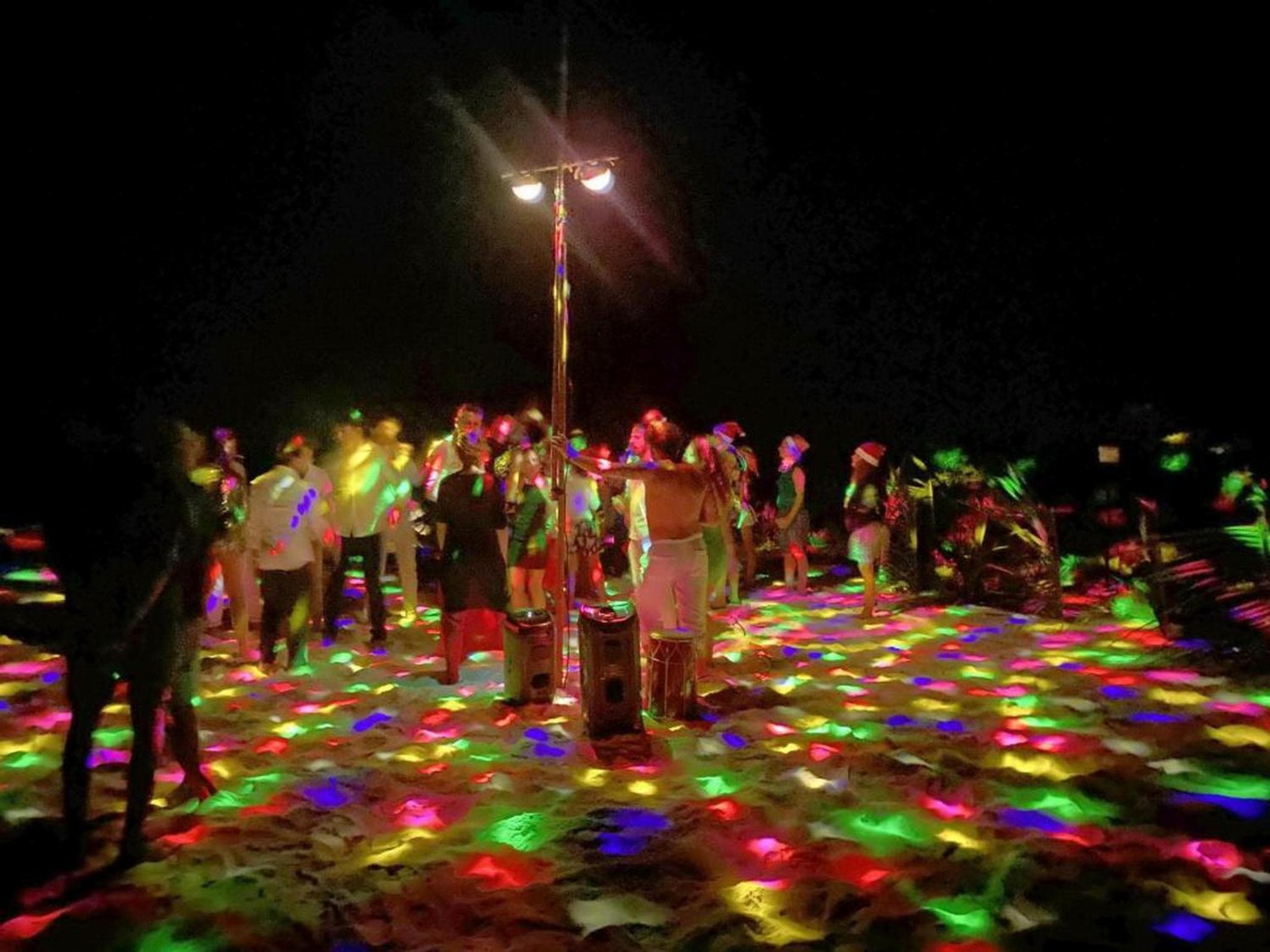 Adroit Beach Inn - View 257